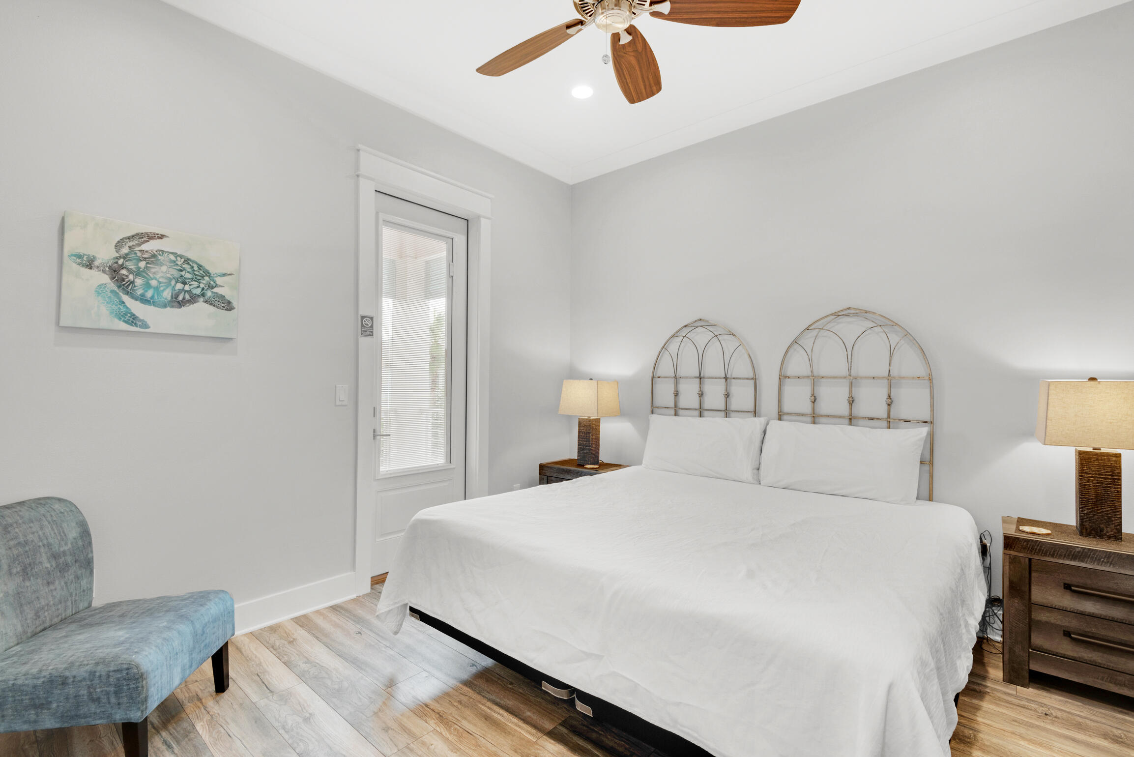 EMERALD WATERS VILLAGE - Residential