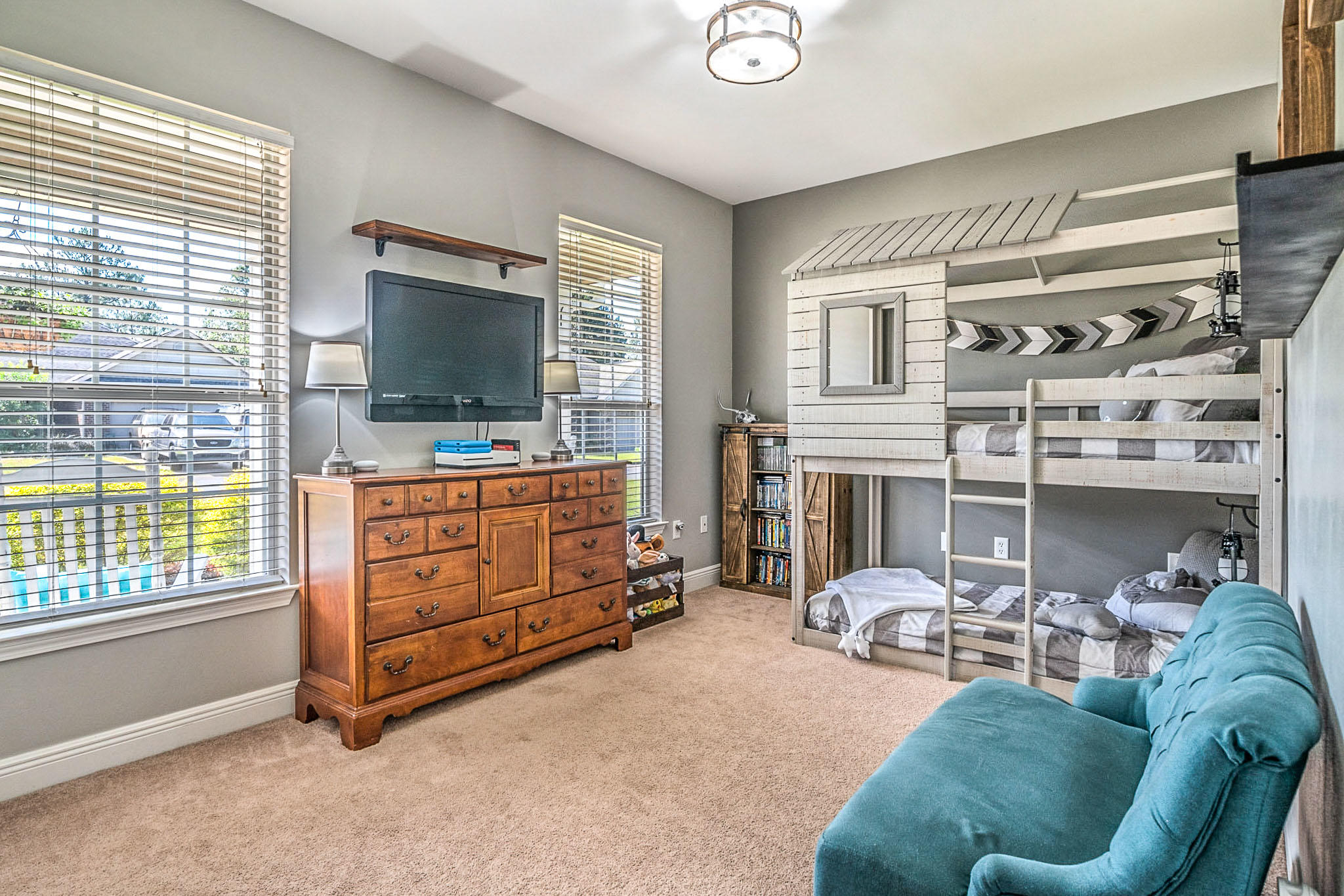 ROLLING RIDGE S/D - Residential