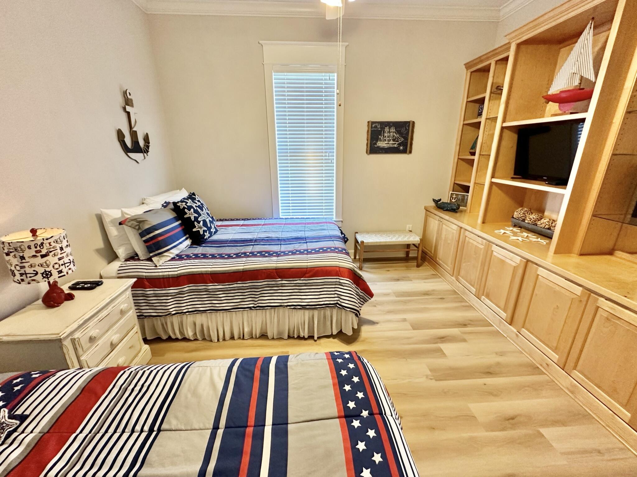 PINE RIDGE - Residential