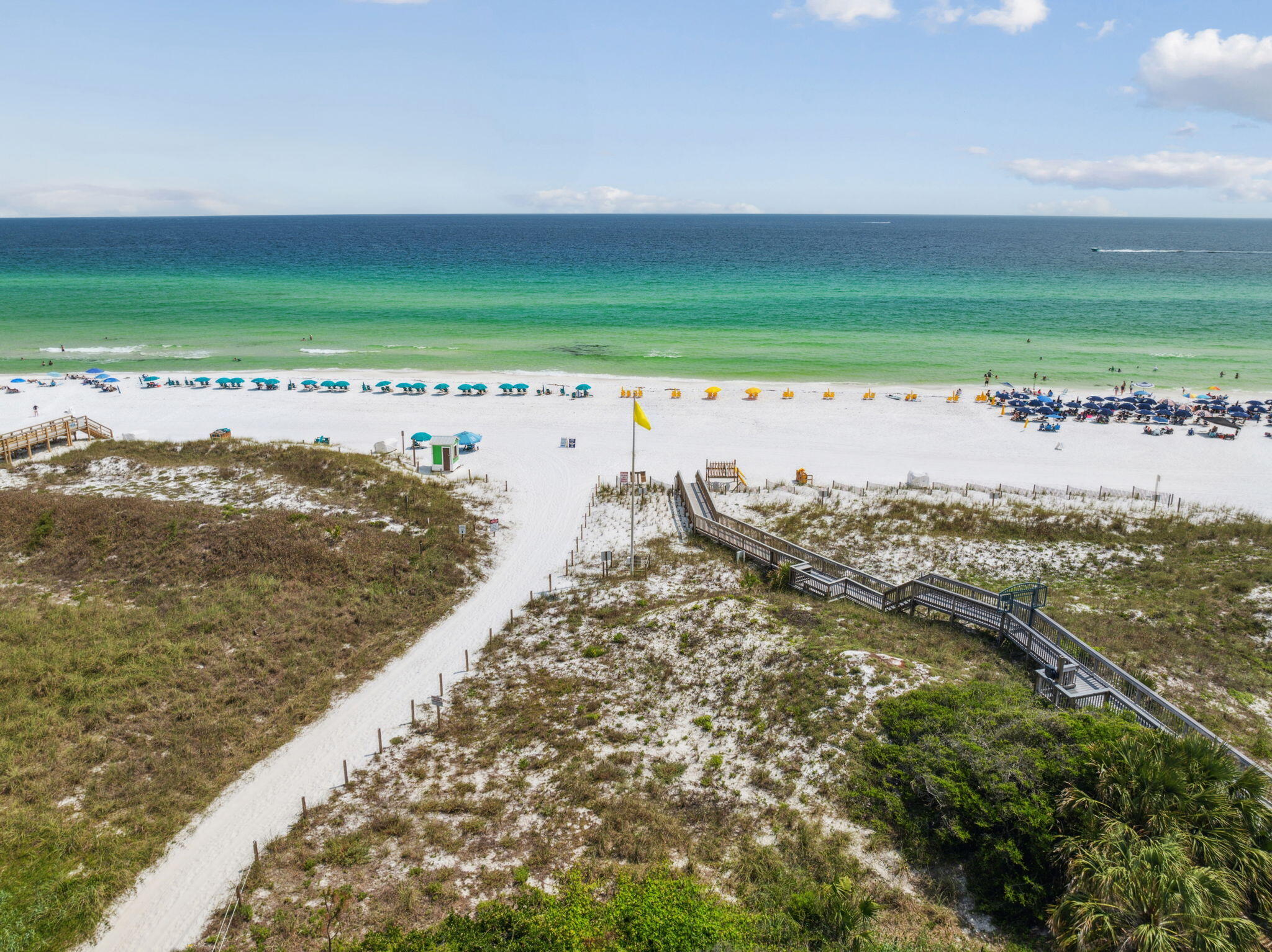 BUNGALOS AT SANDESTIN - Residential