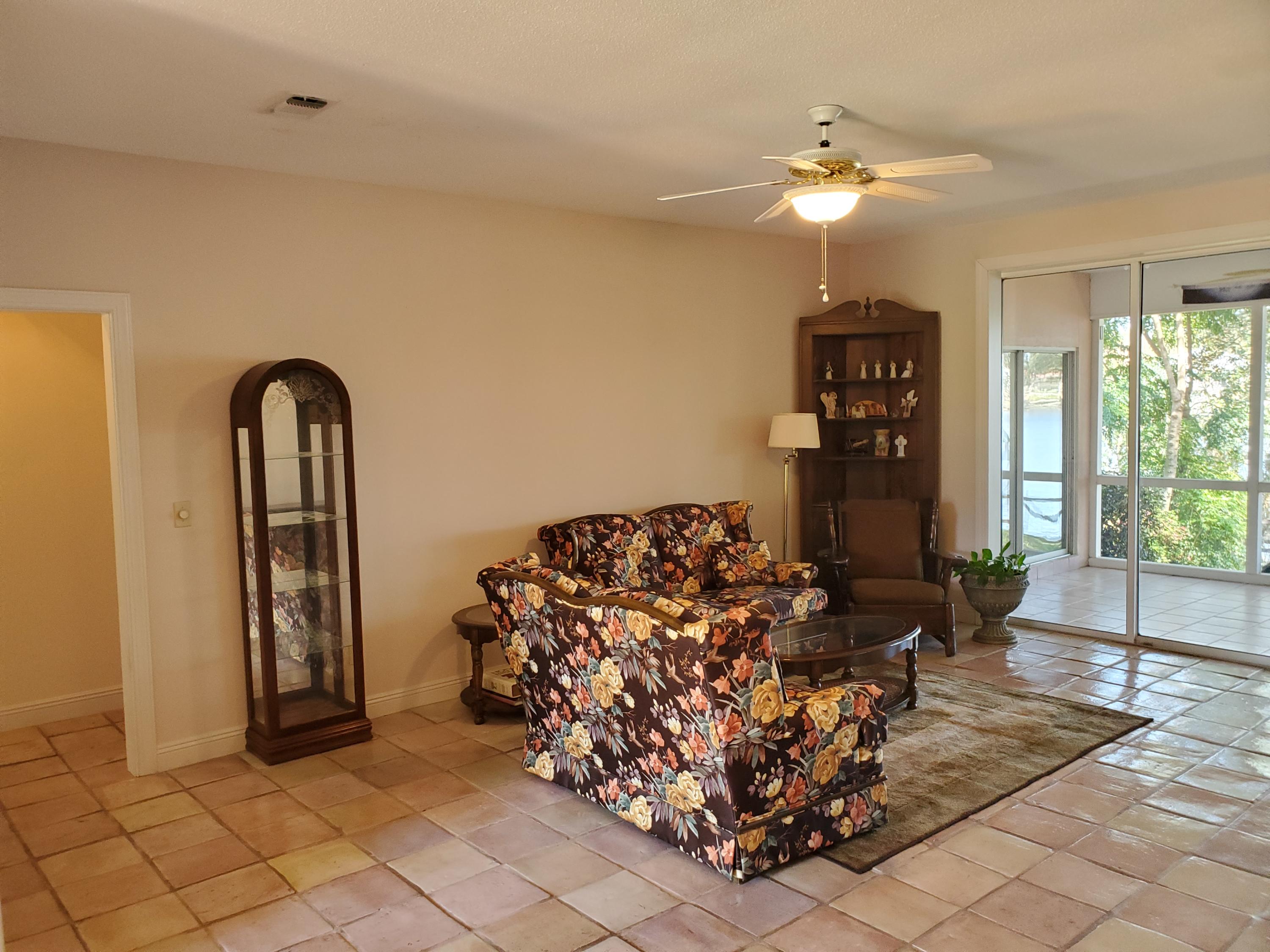 LAKE POINTE - Residential