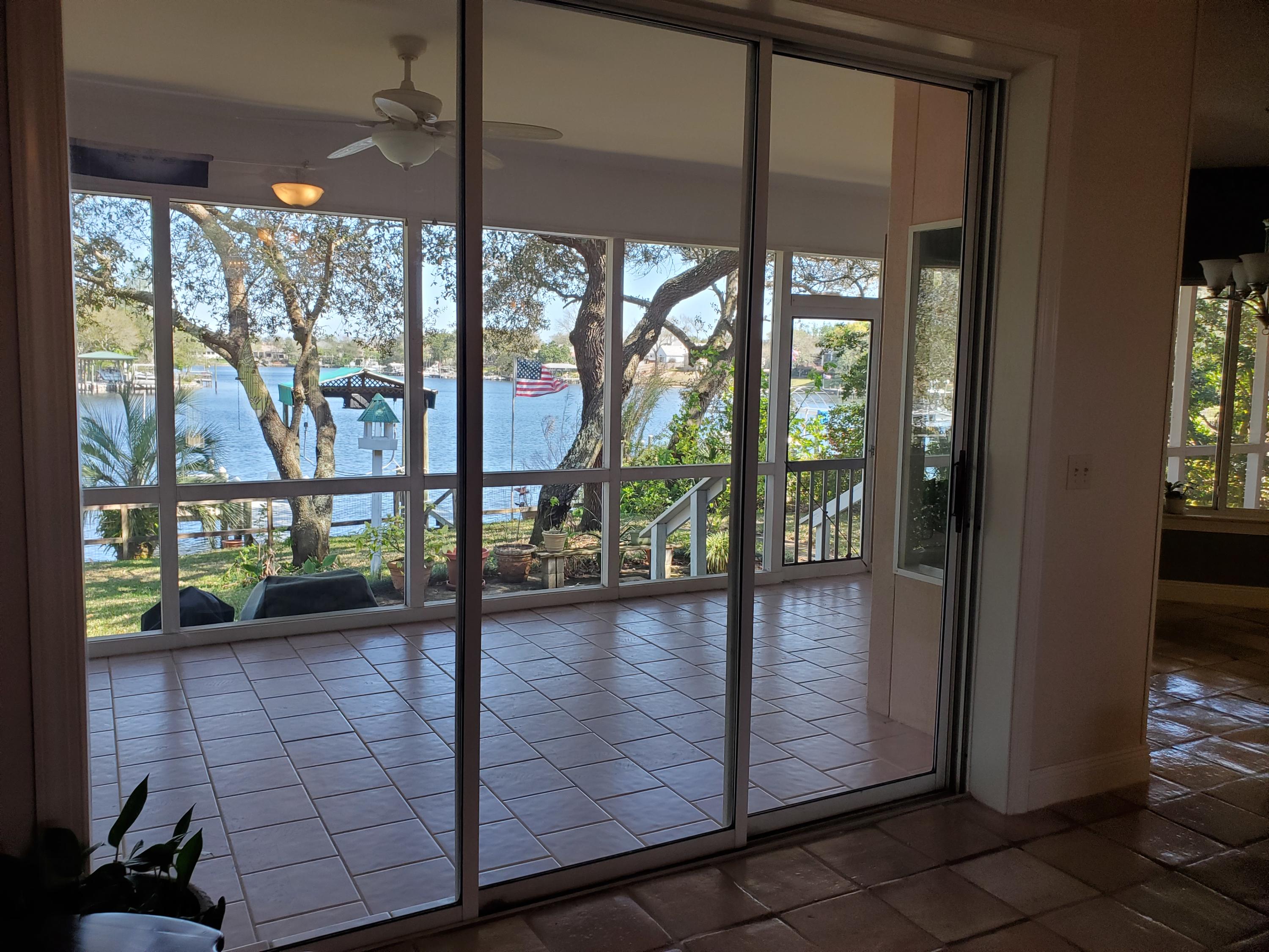 LAKE POINTE - Residential