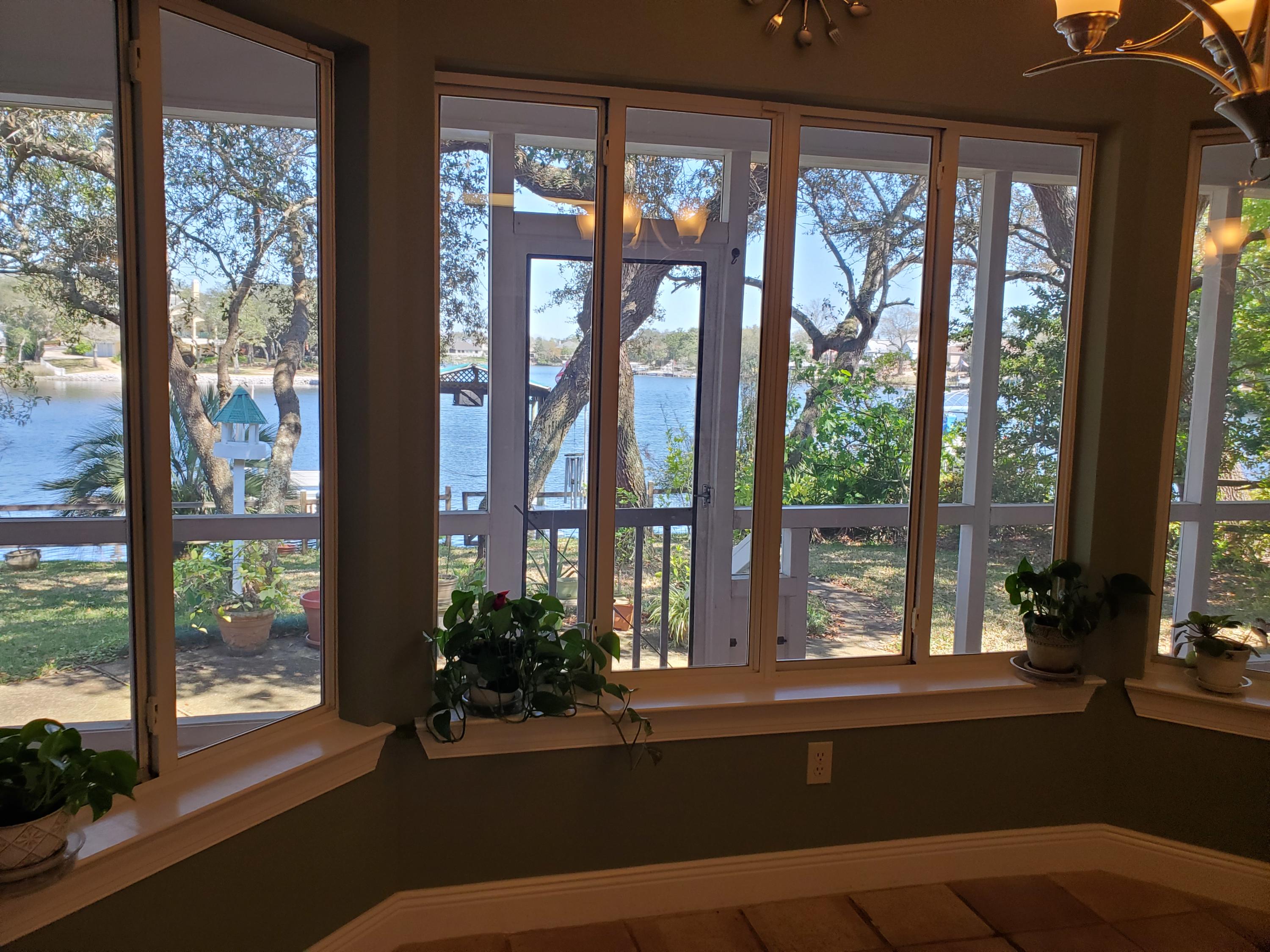 LAKE POINTE - Residential