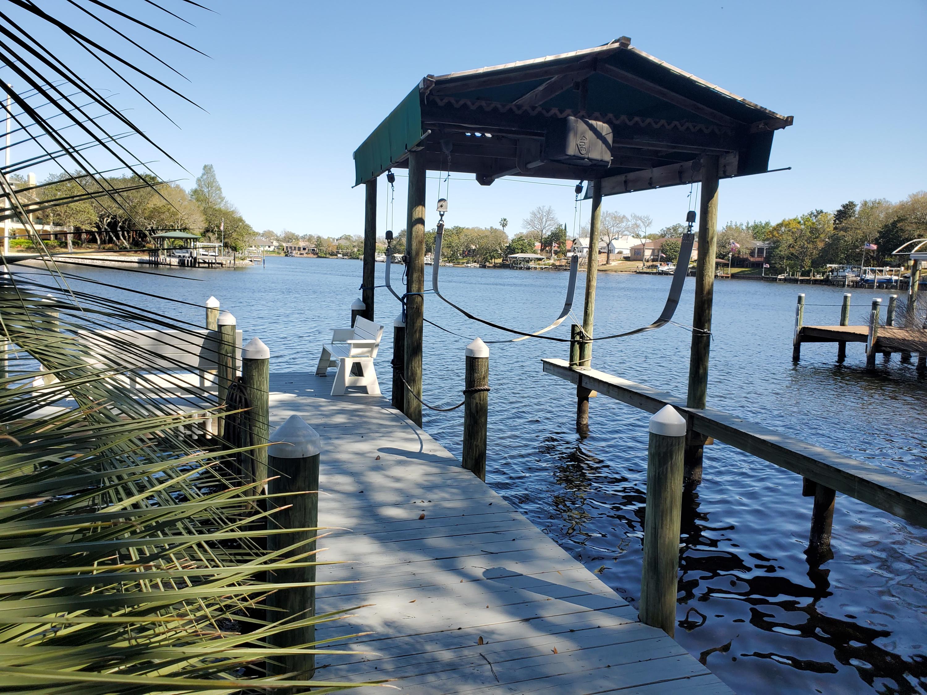LAKE POINTE - Residential