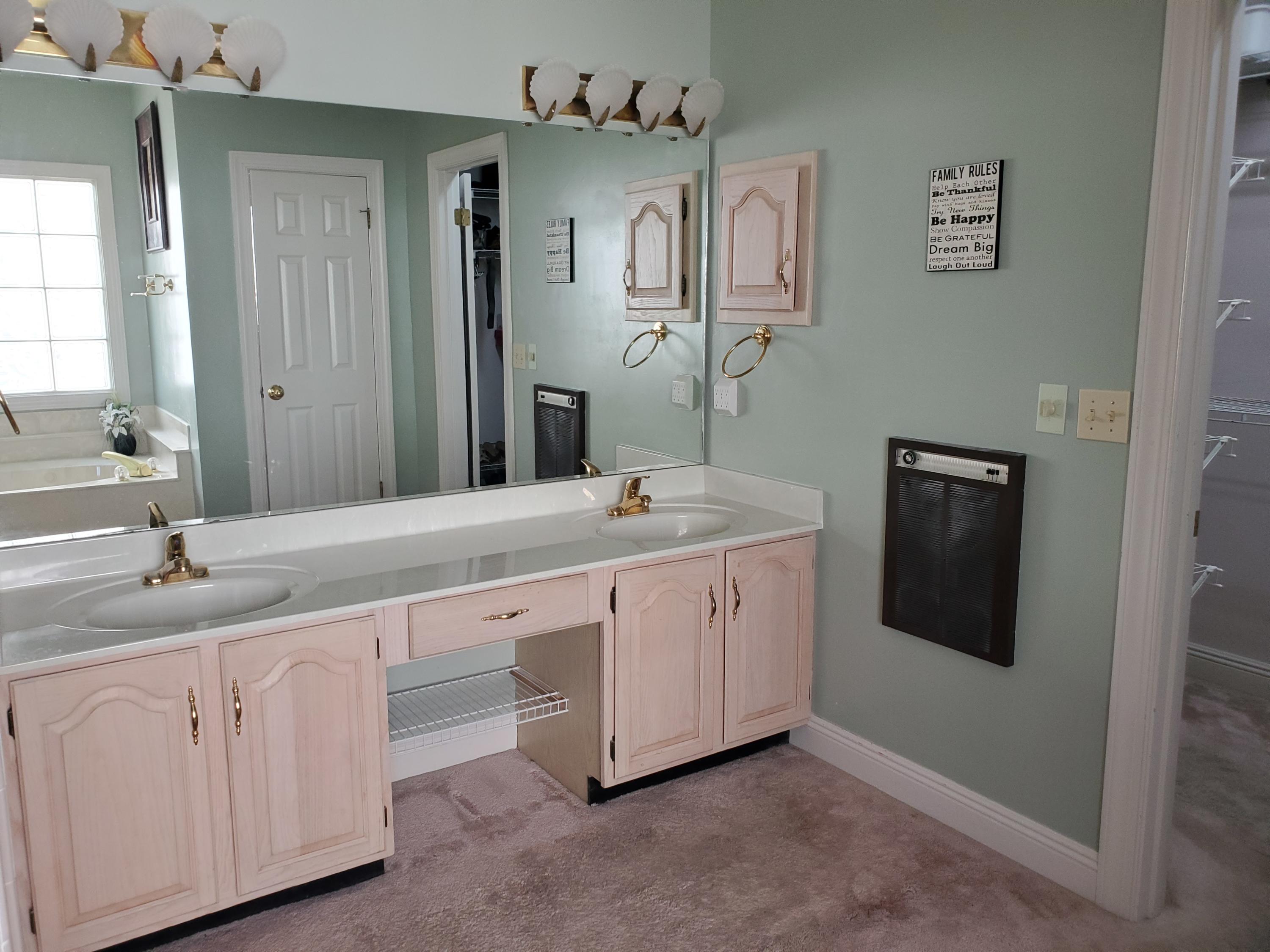 LAKE POINTE - Residential