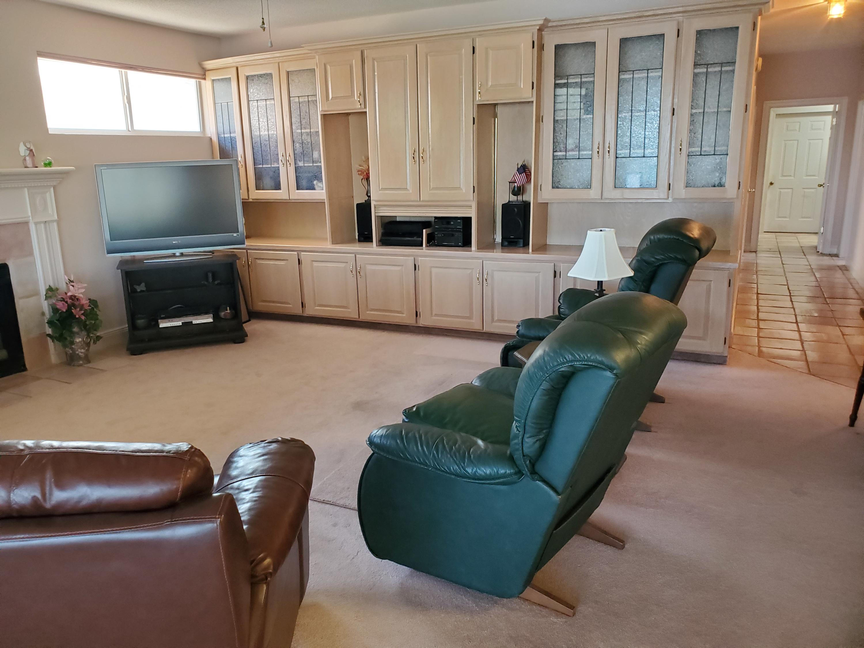 LAKE POINTE - Residential