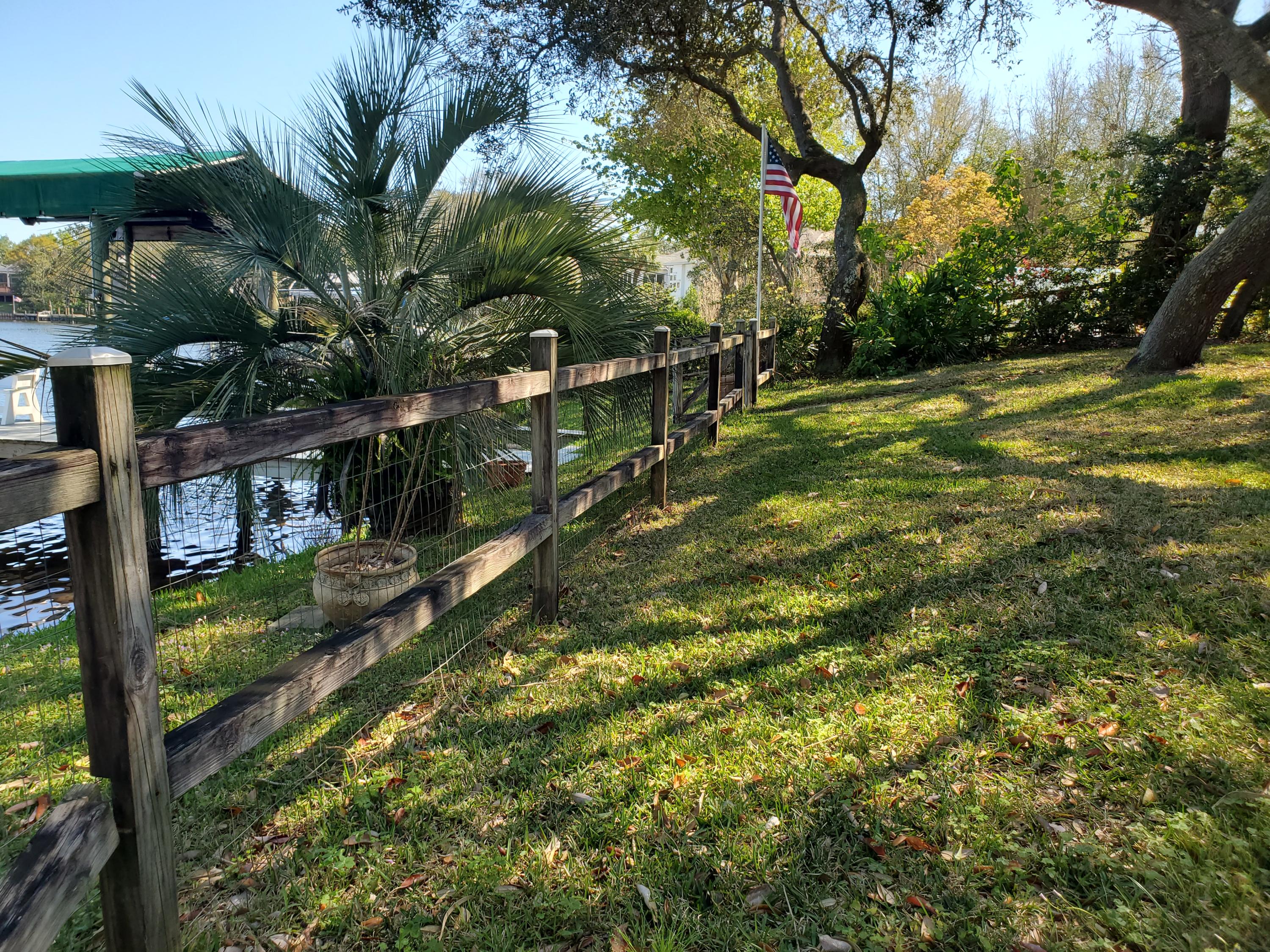 LAKE POINTE - Residential