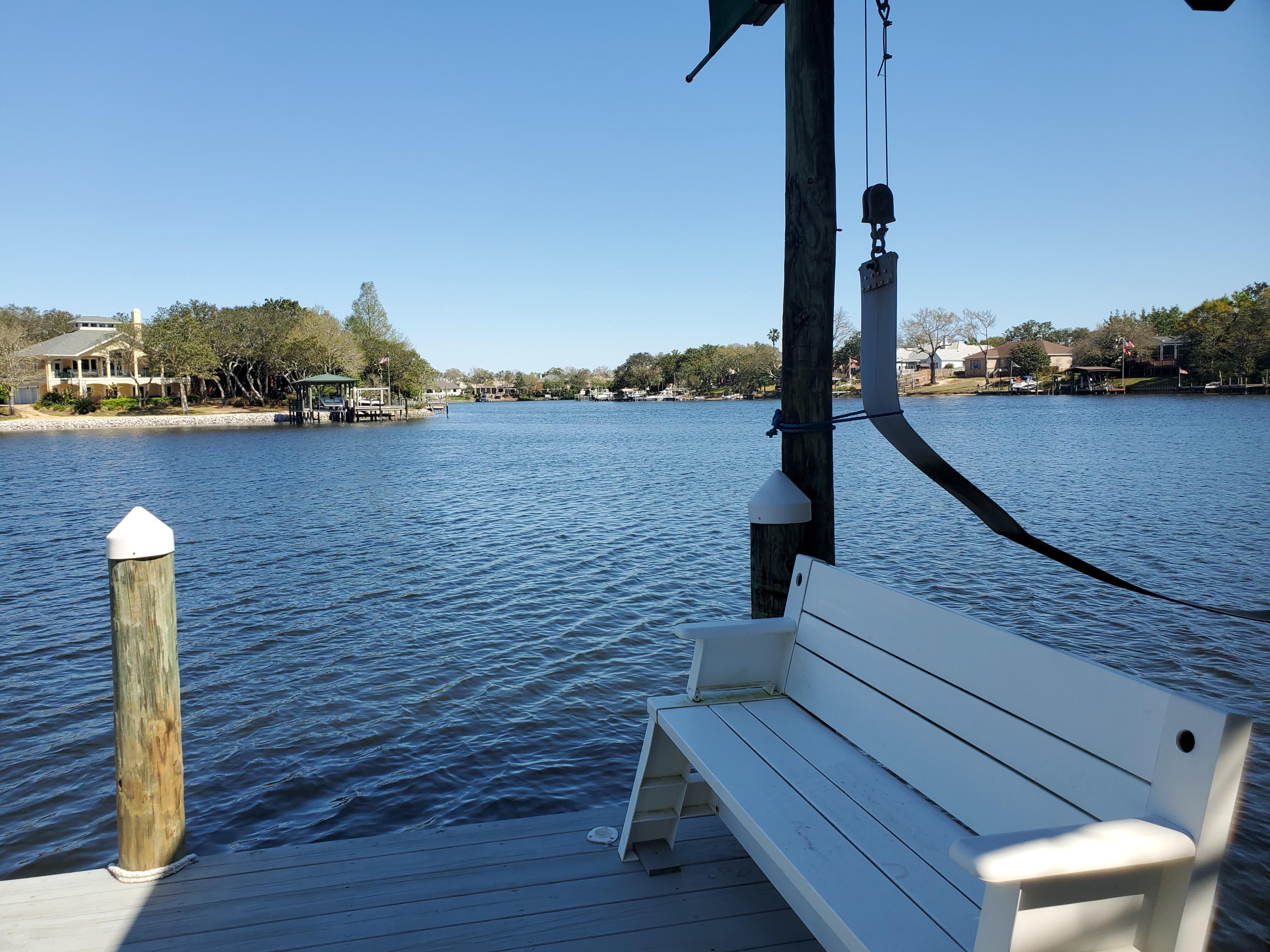 LAKE POINTE - Residential