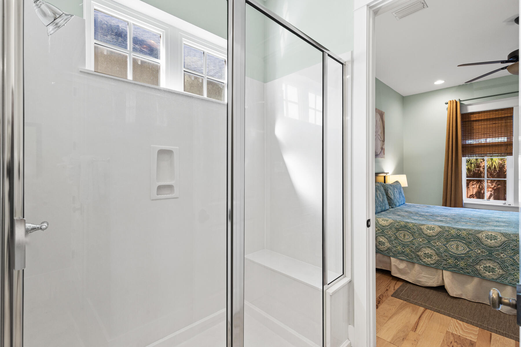 BUNGALOS AT SANDESTIN - Residential