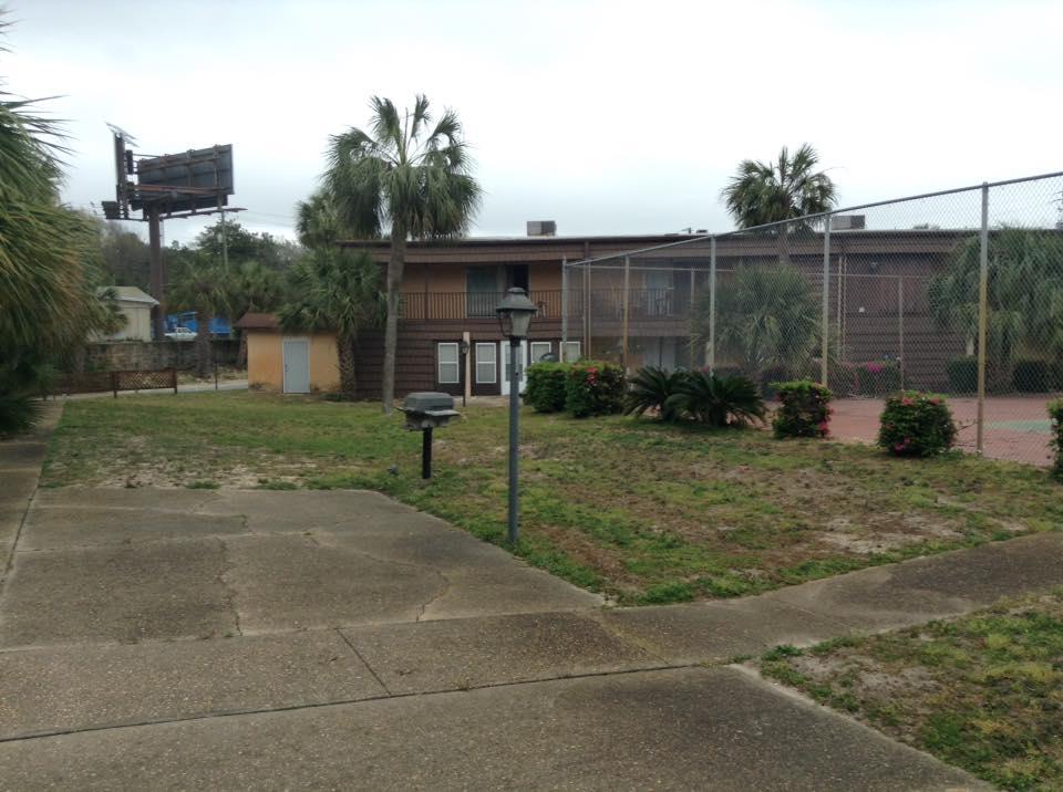 SPANISH VILLAS CONDO - Residential