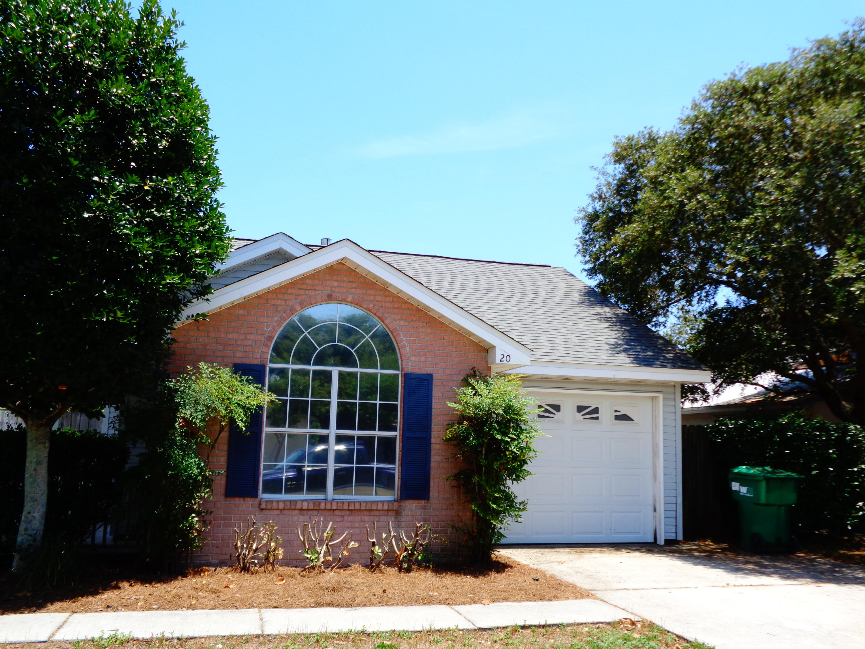 PINE RIDGE TRACE RESUB - Residential