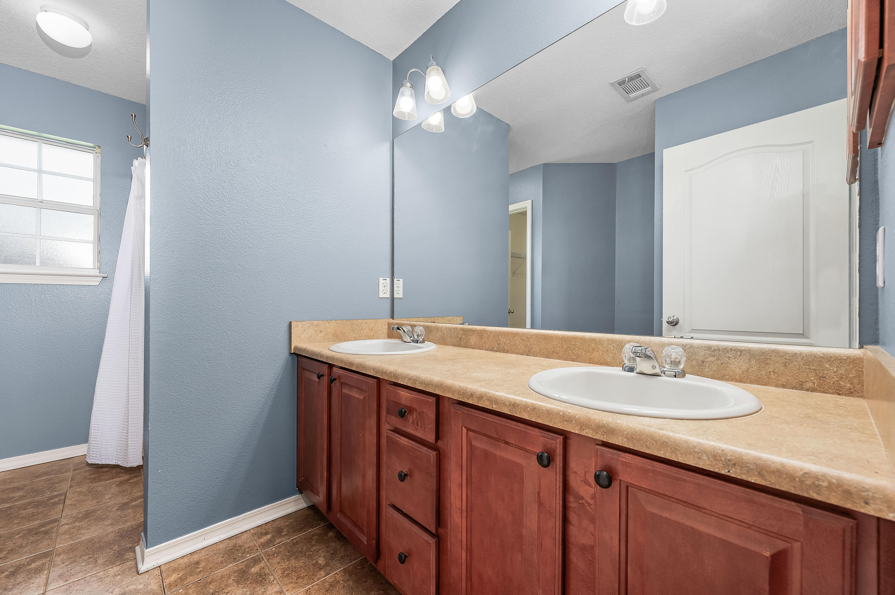 NONESUCH WAY - Residential