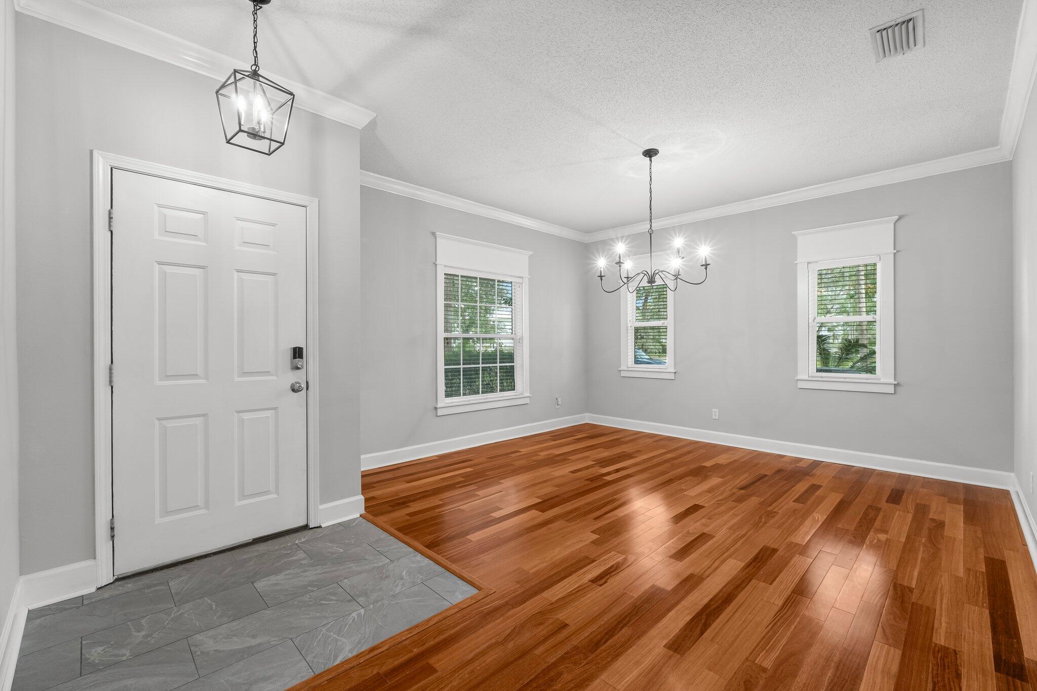 BAY GROVE - Residential