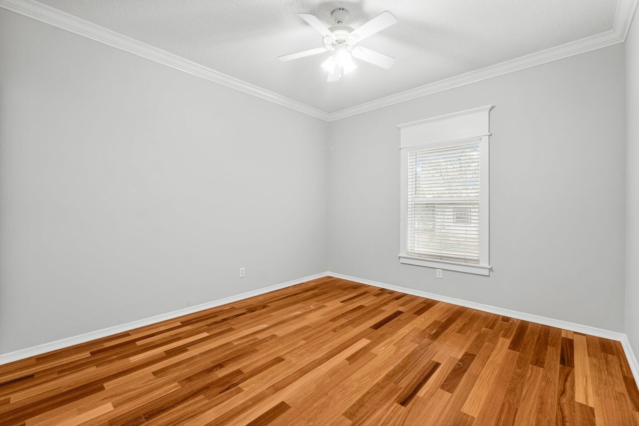 BAY GROVE - Residential