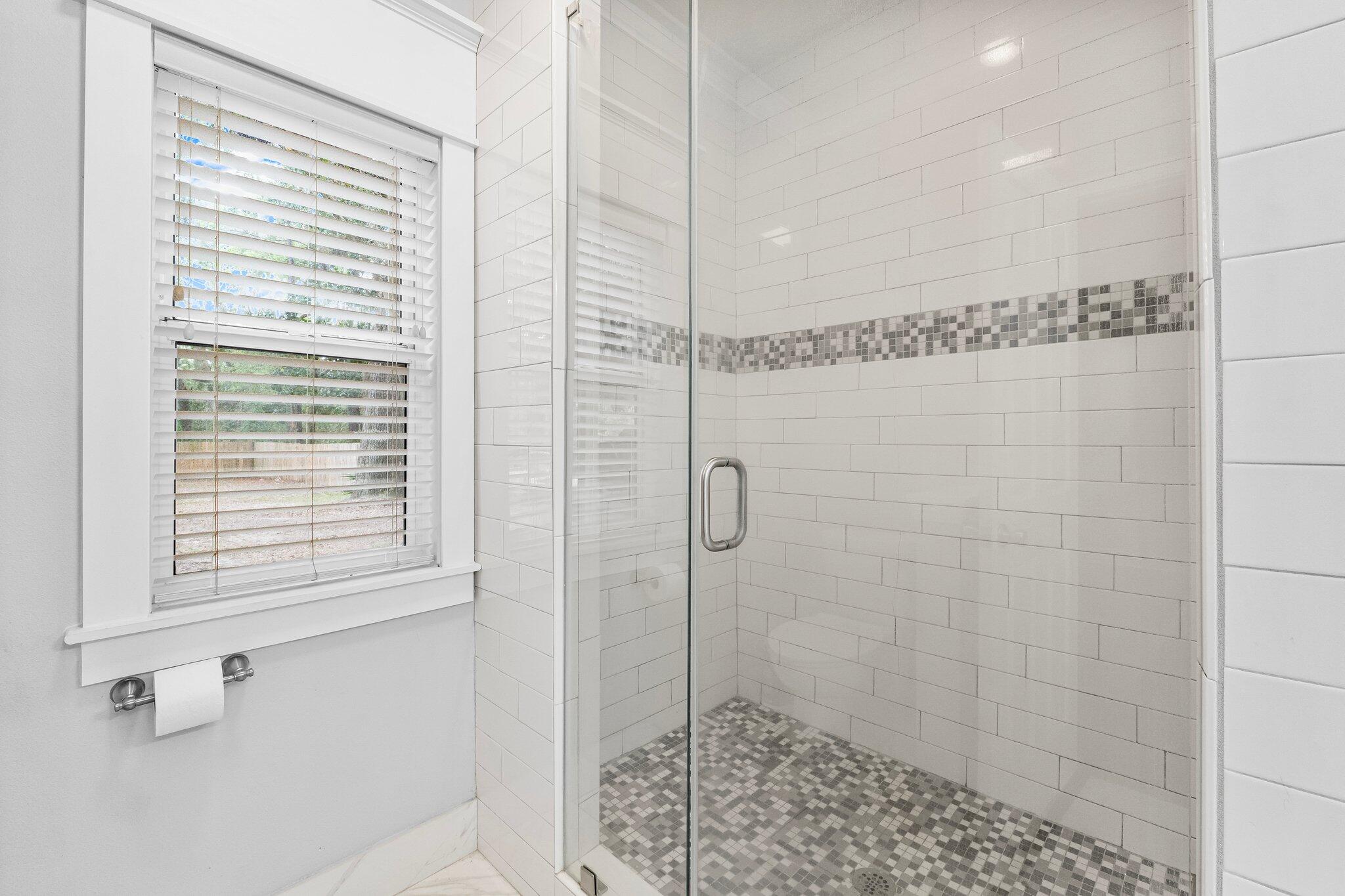 BAY GROVE - Residential