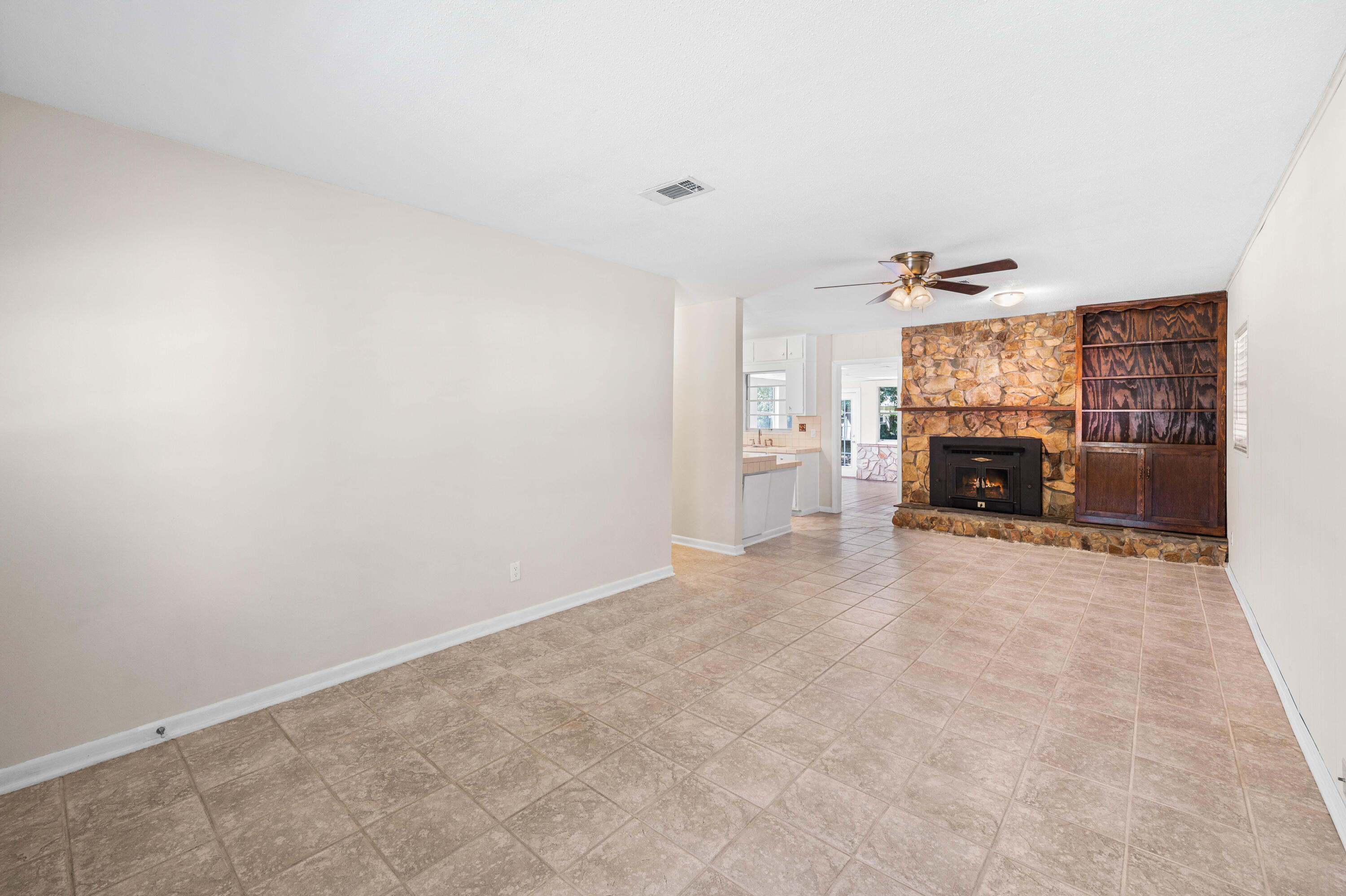 814 Tuxedo Drive