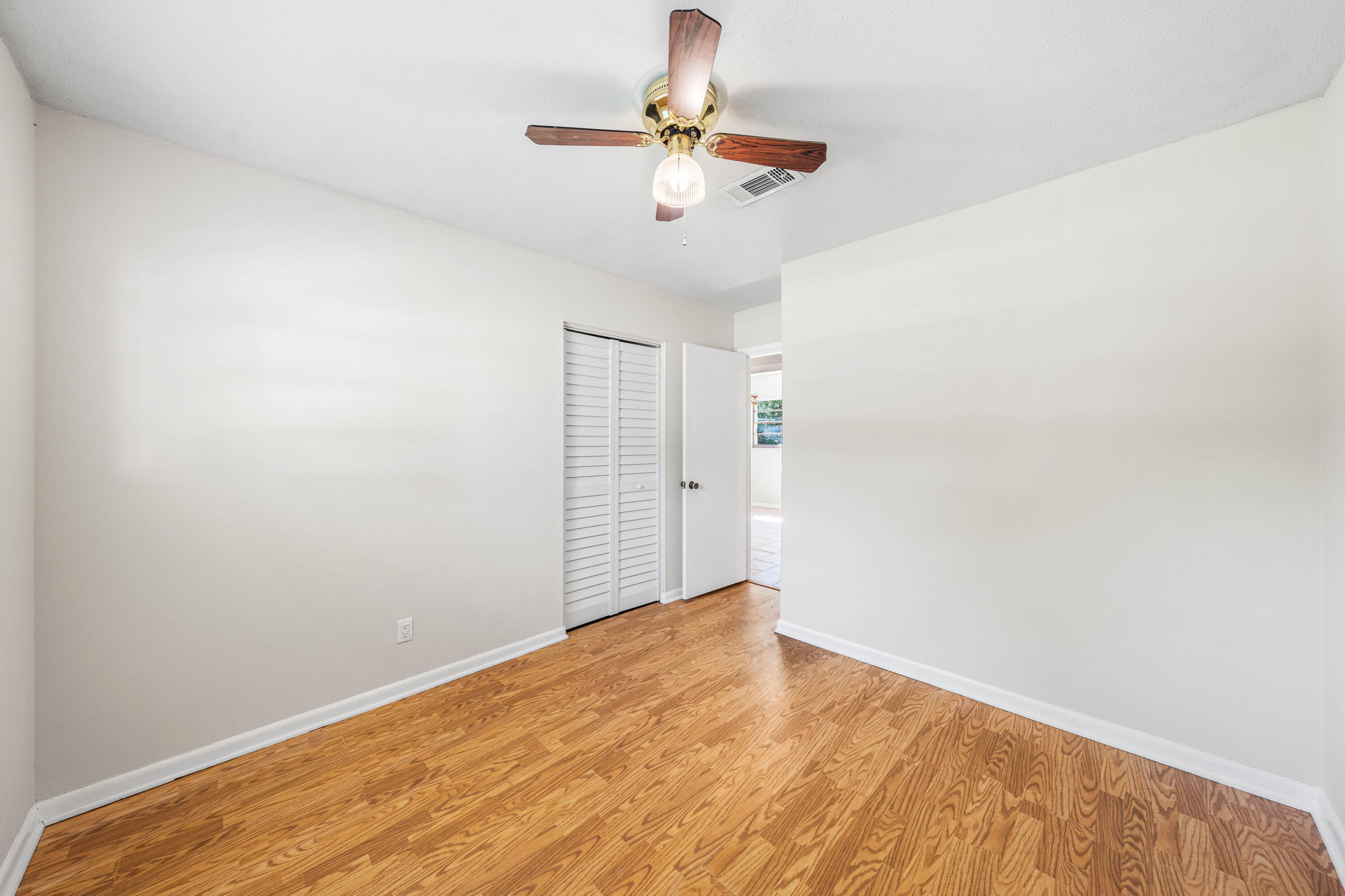 GARNIERS BEACH - Residential
