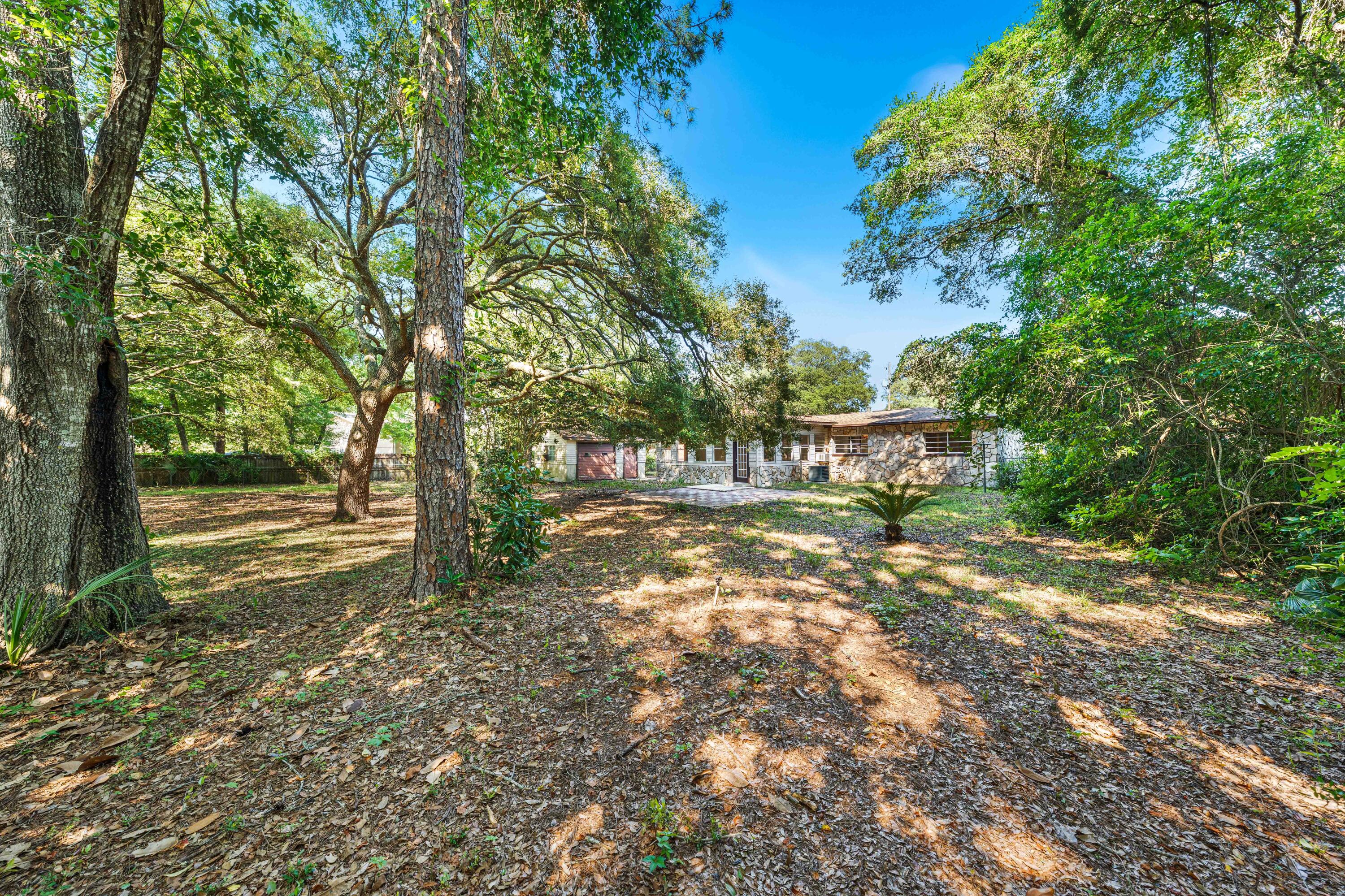 GARNIERS BEACH - Residential