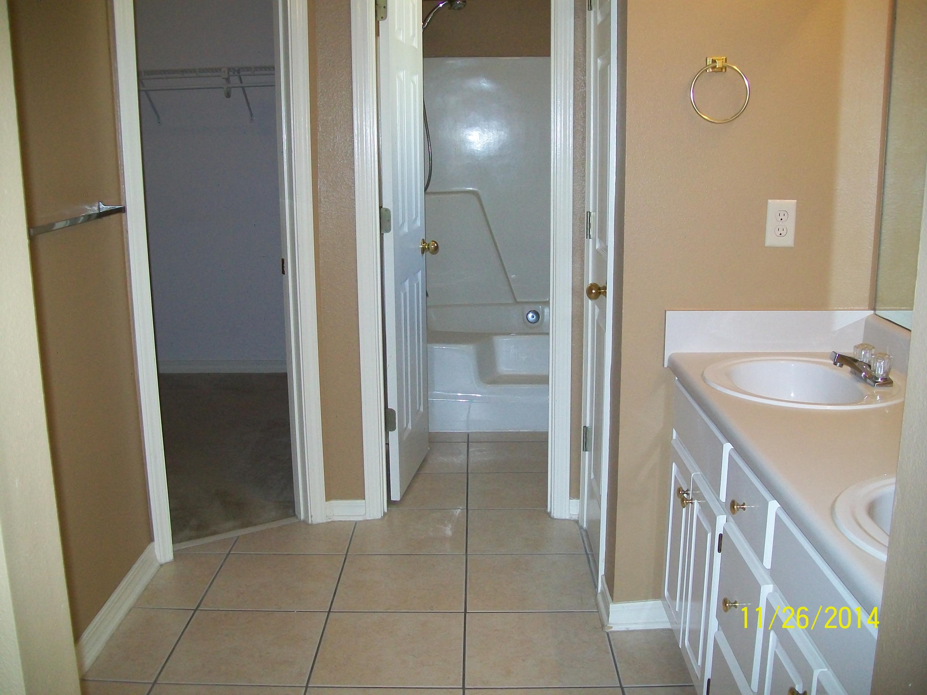 EMERALD VILLAGE S/D - Residential Lease