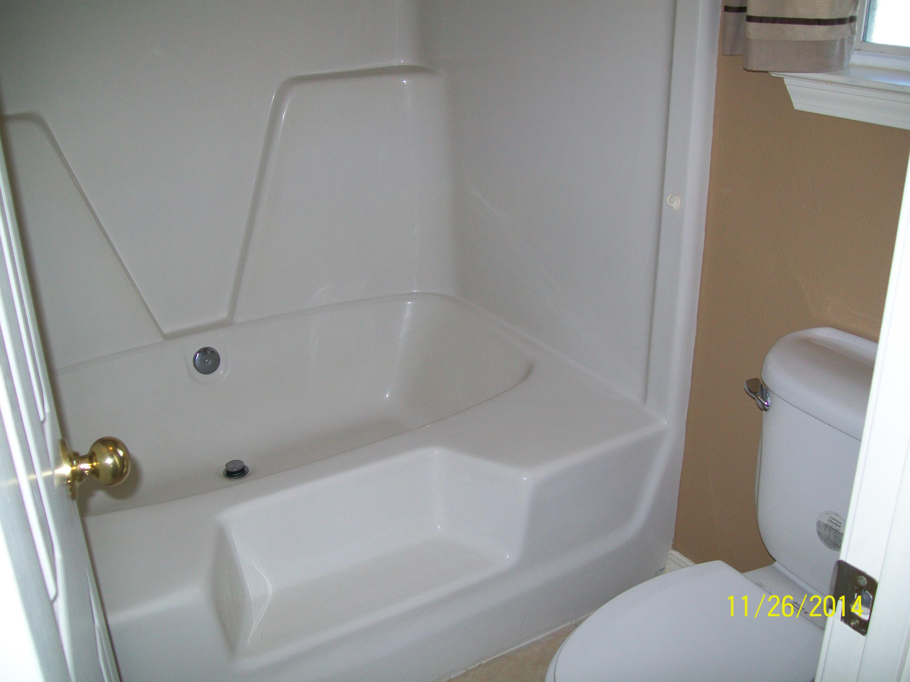 EMERALD VILLAGE S/D - Residential Lease