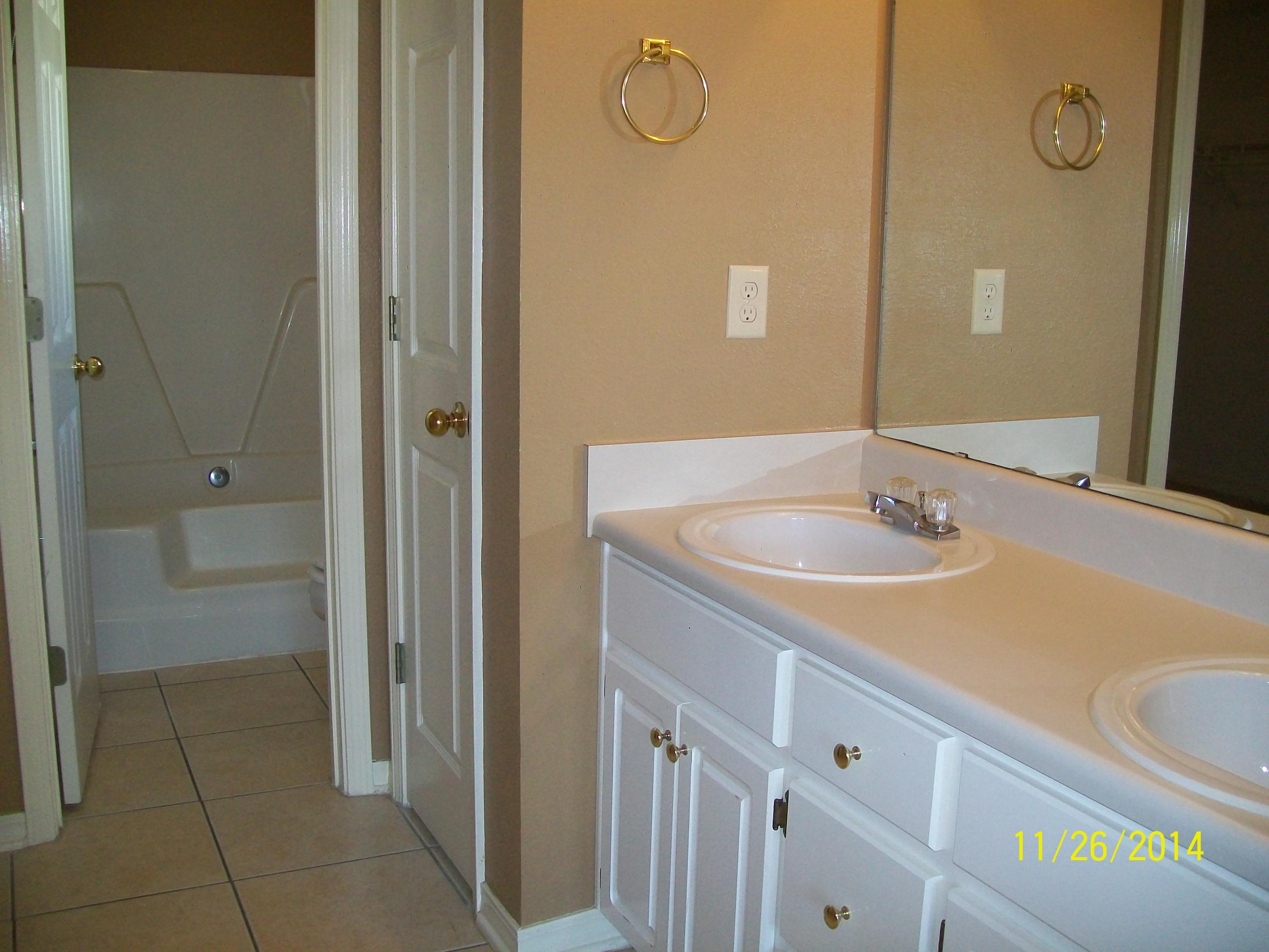 EMERALD VILLAGE S/D - Residential Lease