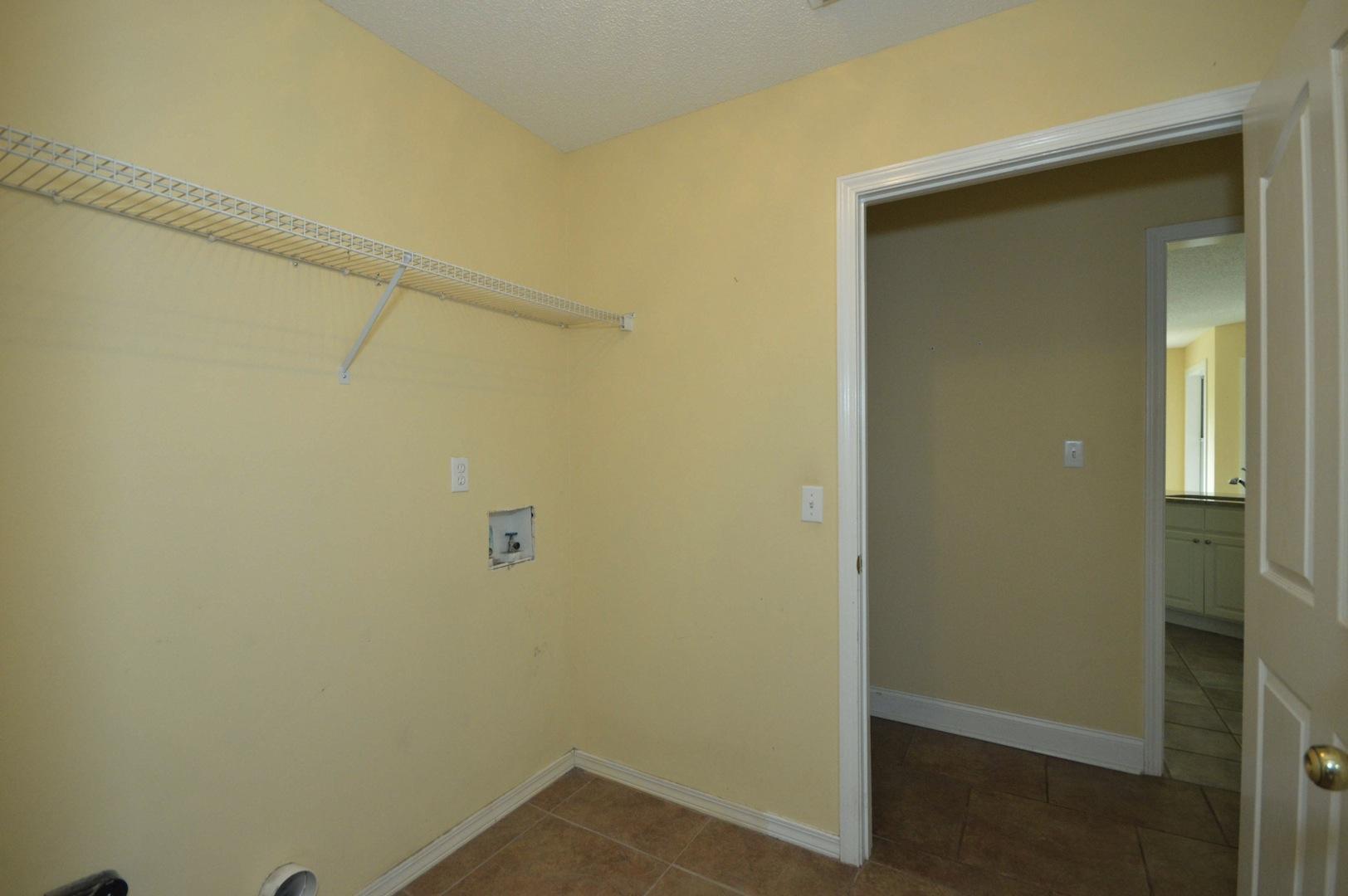 TOM KING ESTATES - Residential