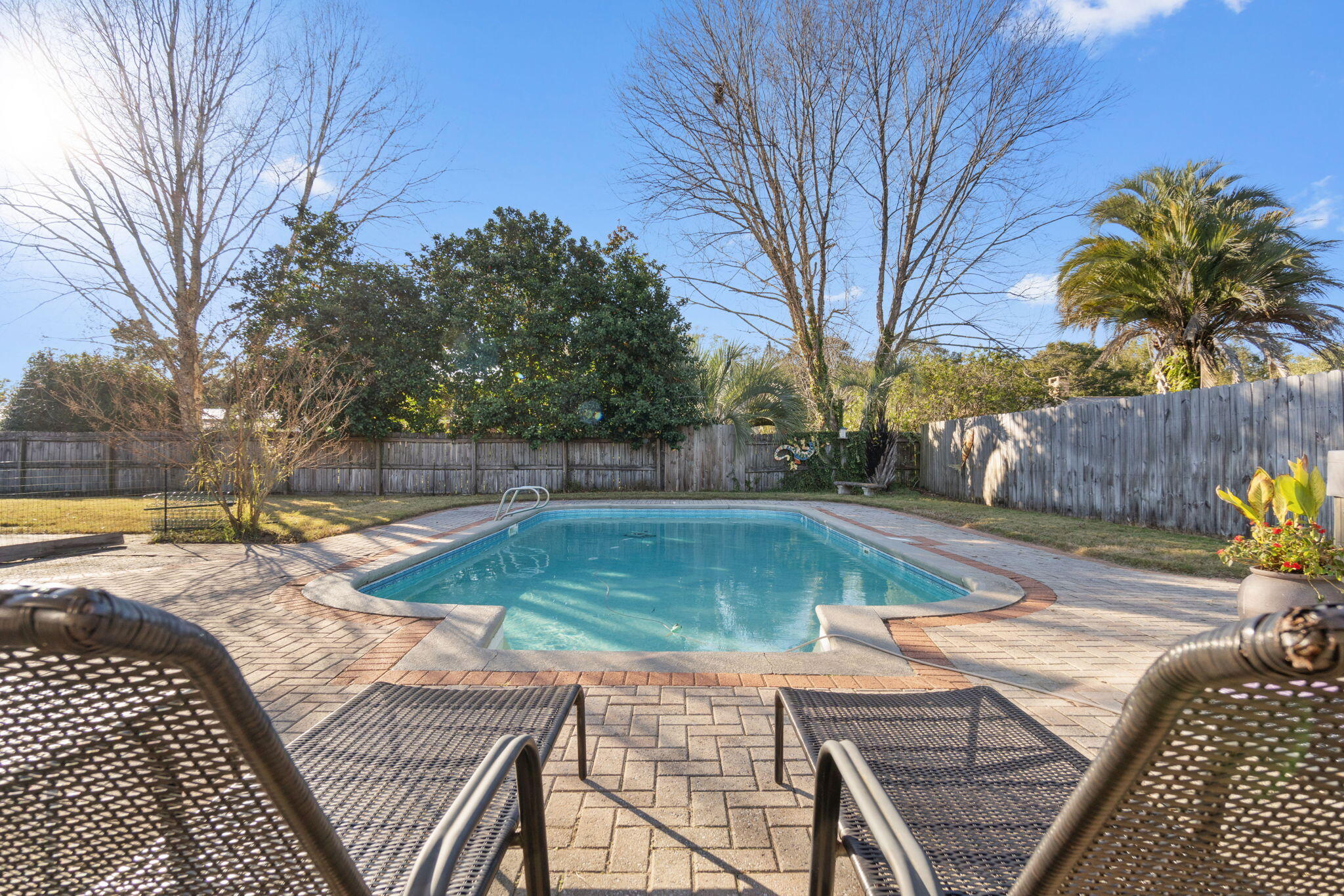 COUNTRY CLUB ESTATES 1ST ADDN - Residential