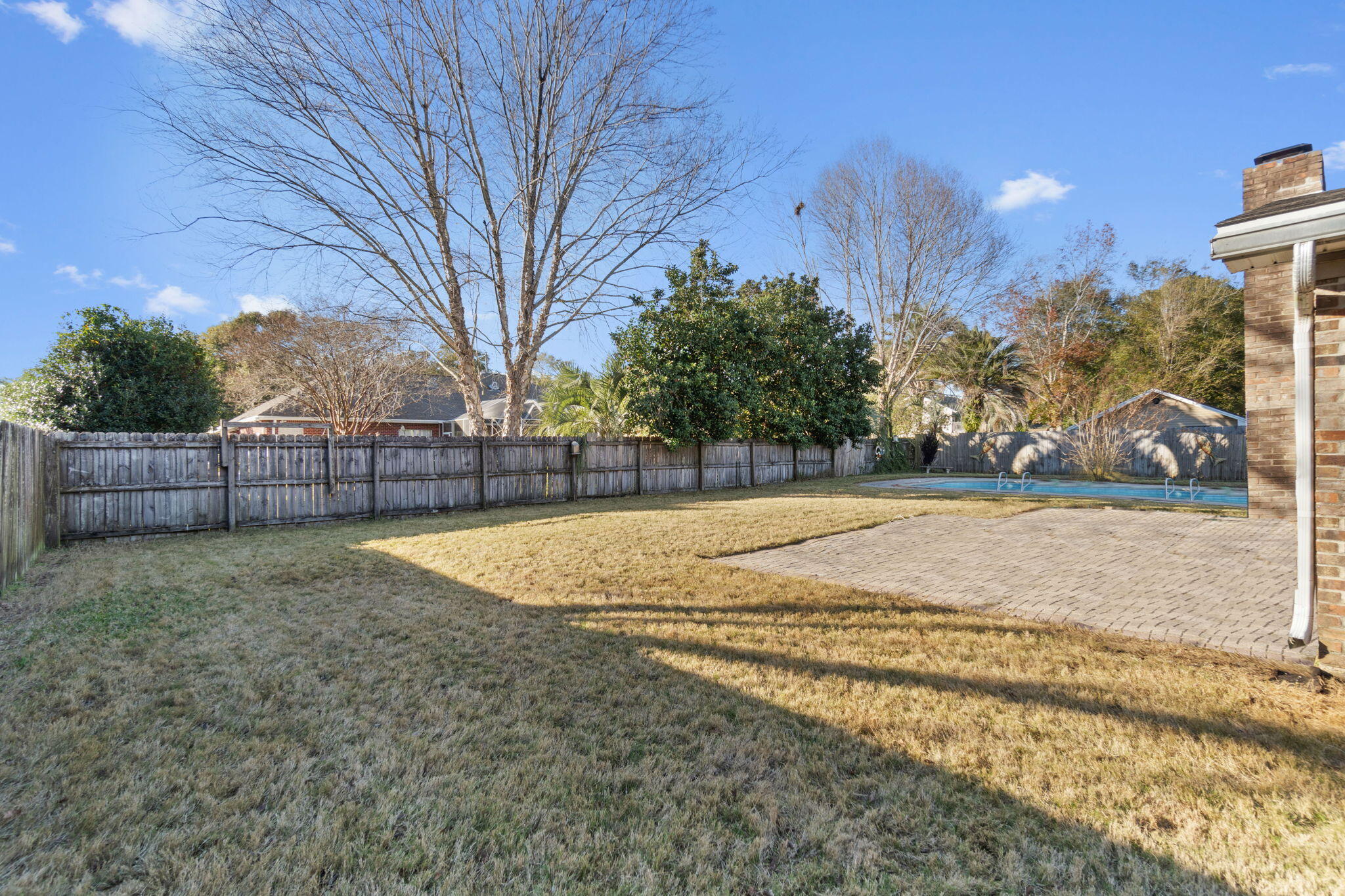 COUNTRY CLUB ESTATES 1ST ADDN - Residential