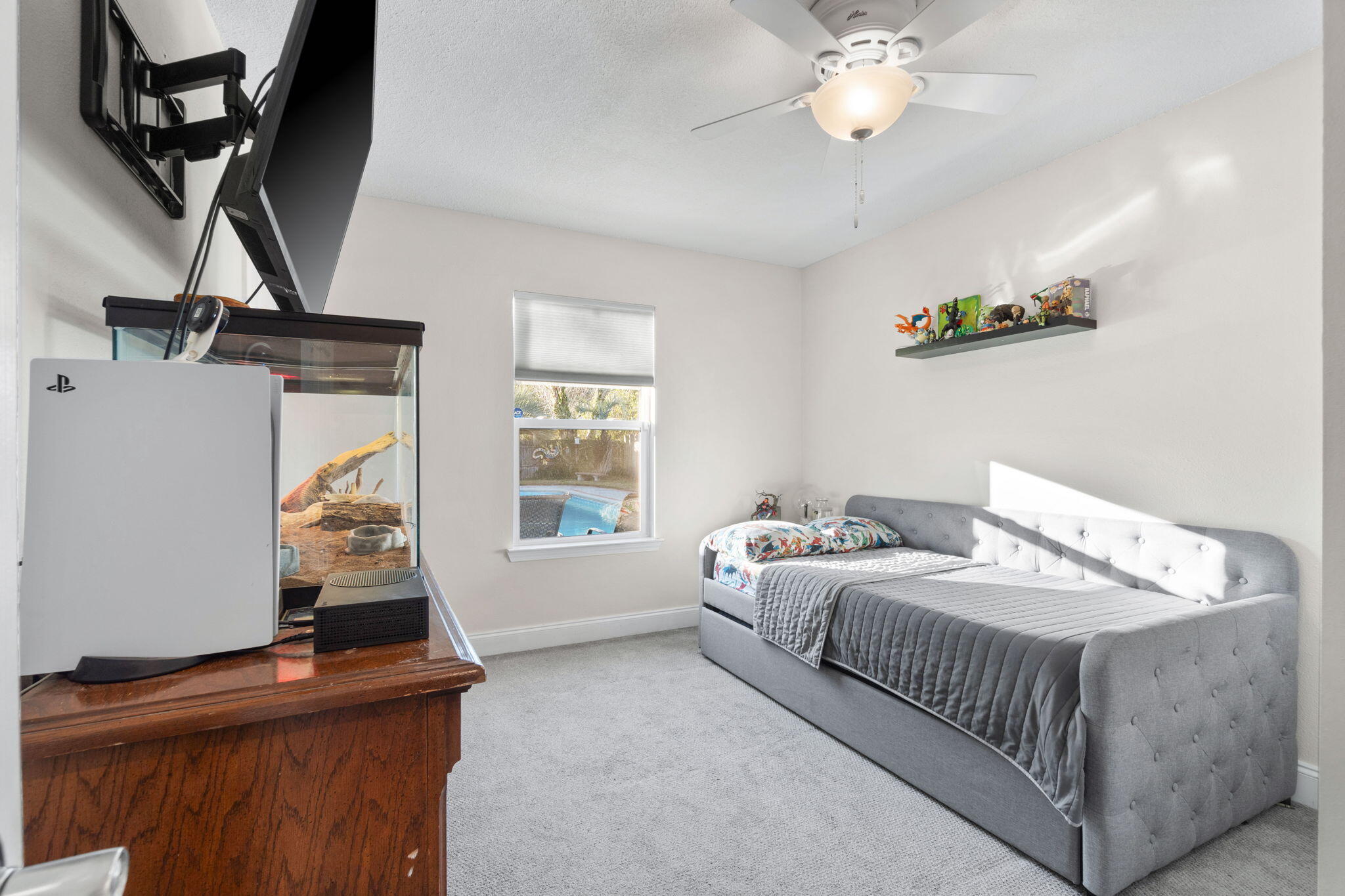 COUNTRY CLUB ESTATES 1ST ADDN - Residential