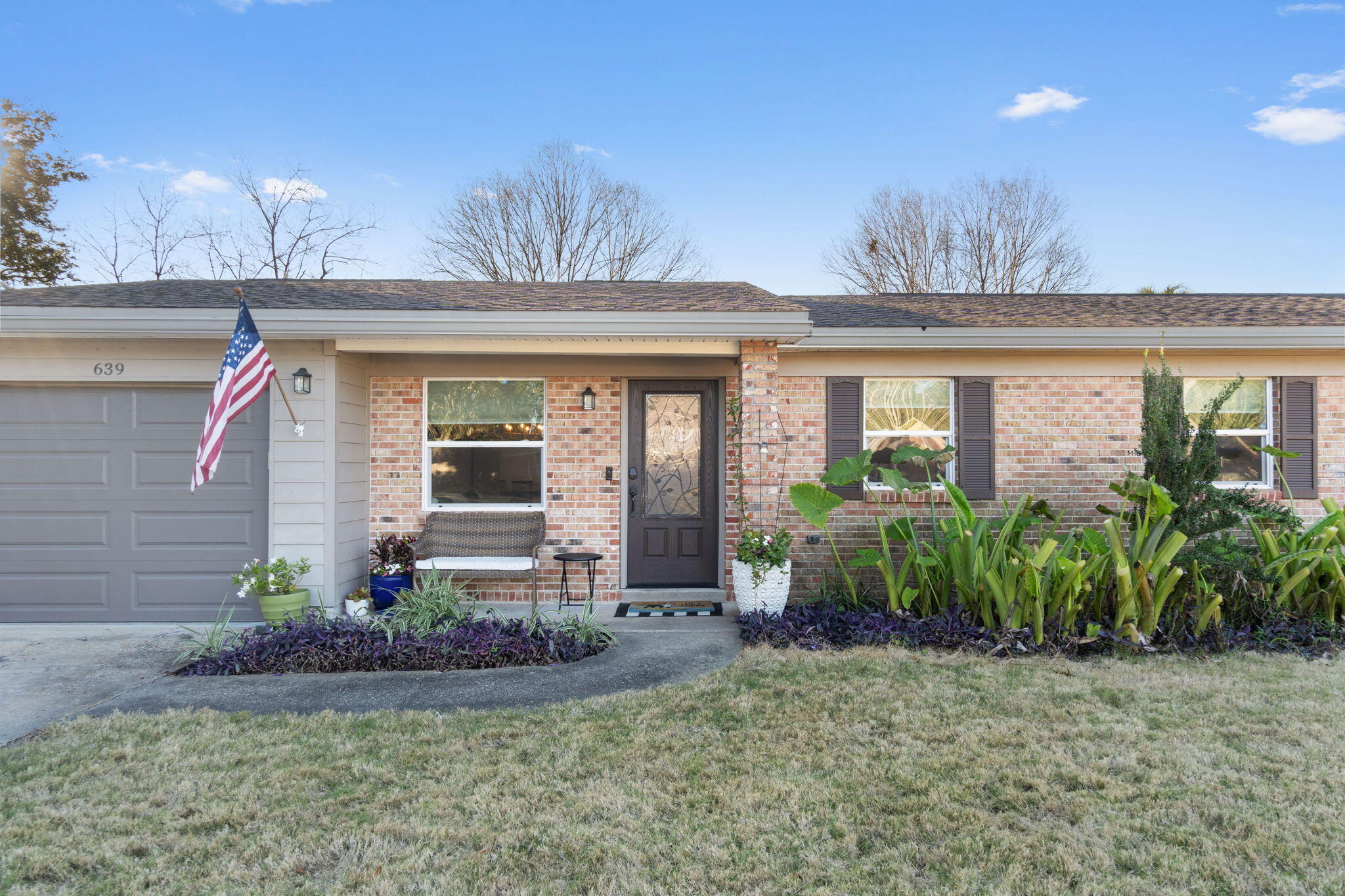 COUNTRY CLUB ESTATES 1ST ADDN - Residential