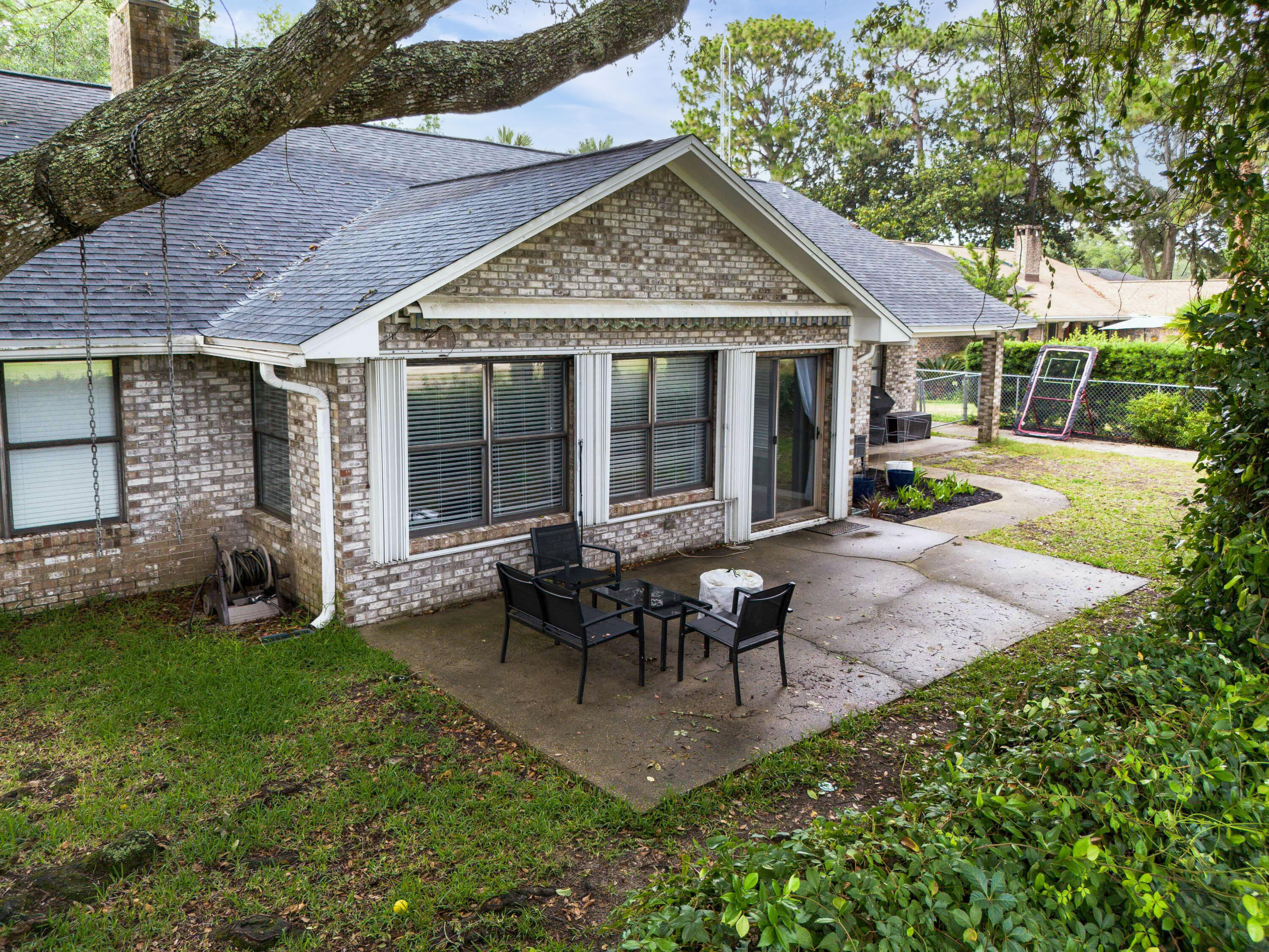 LAKE LORRAINE ESTATES 3 - Residential