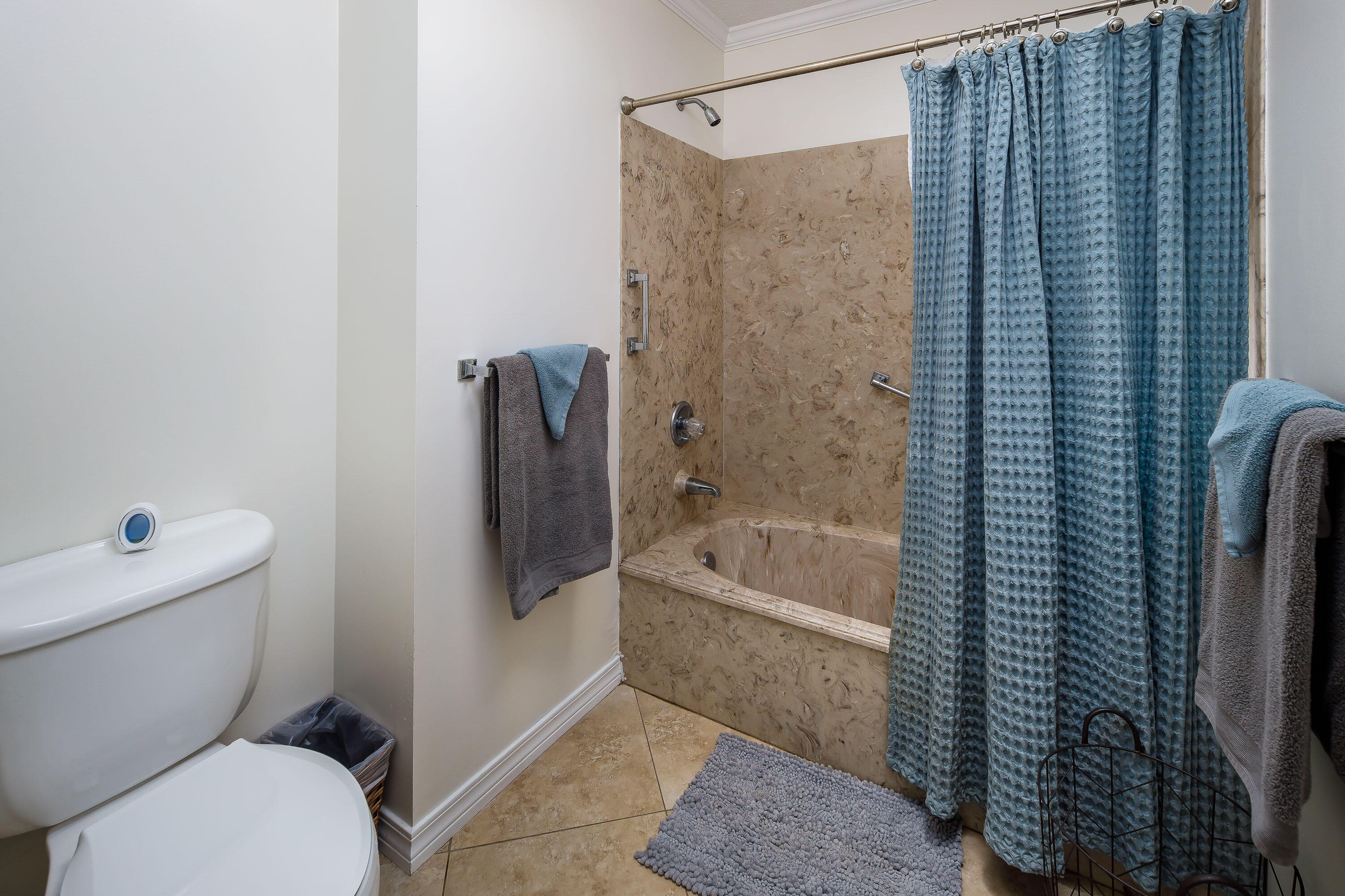 LAKE LORRAINE ESTATES 3 - Residential