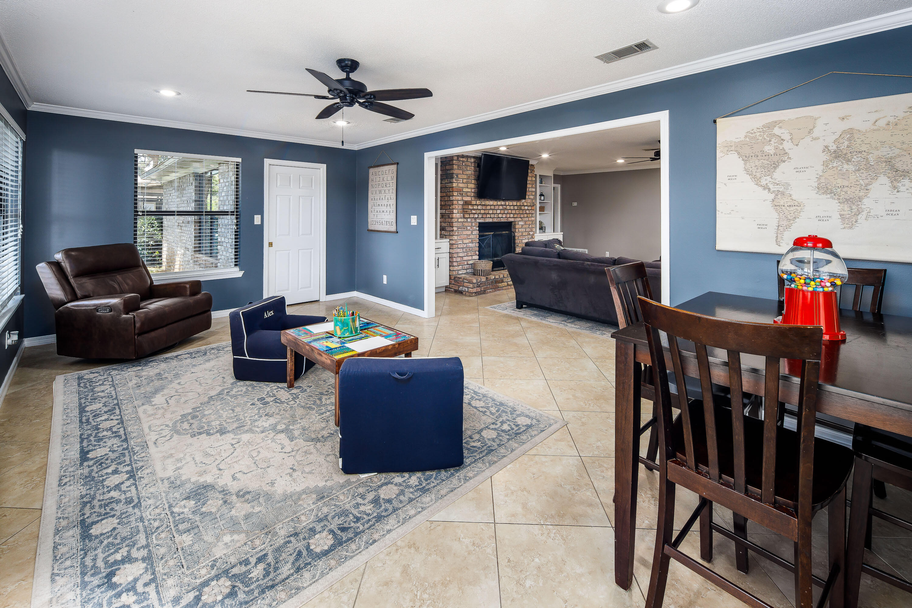 LAKE LORRAINE ESTATES 3 - Residential