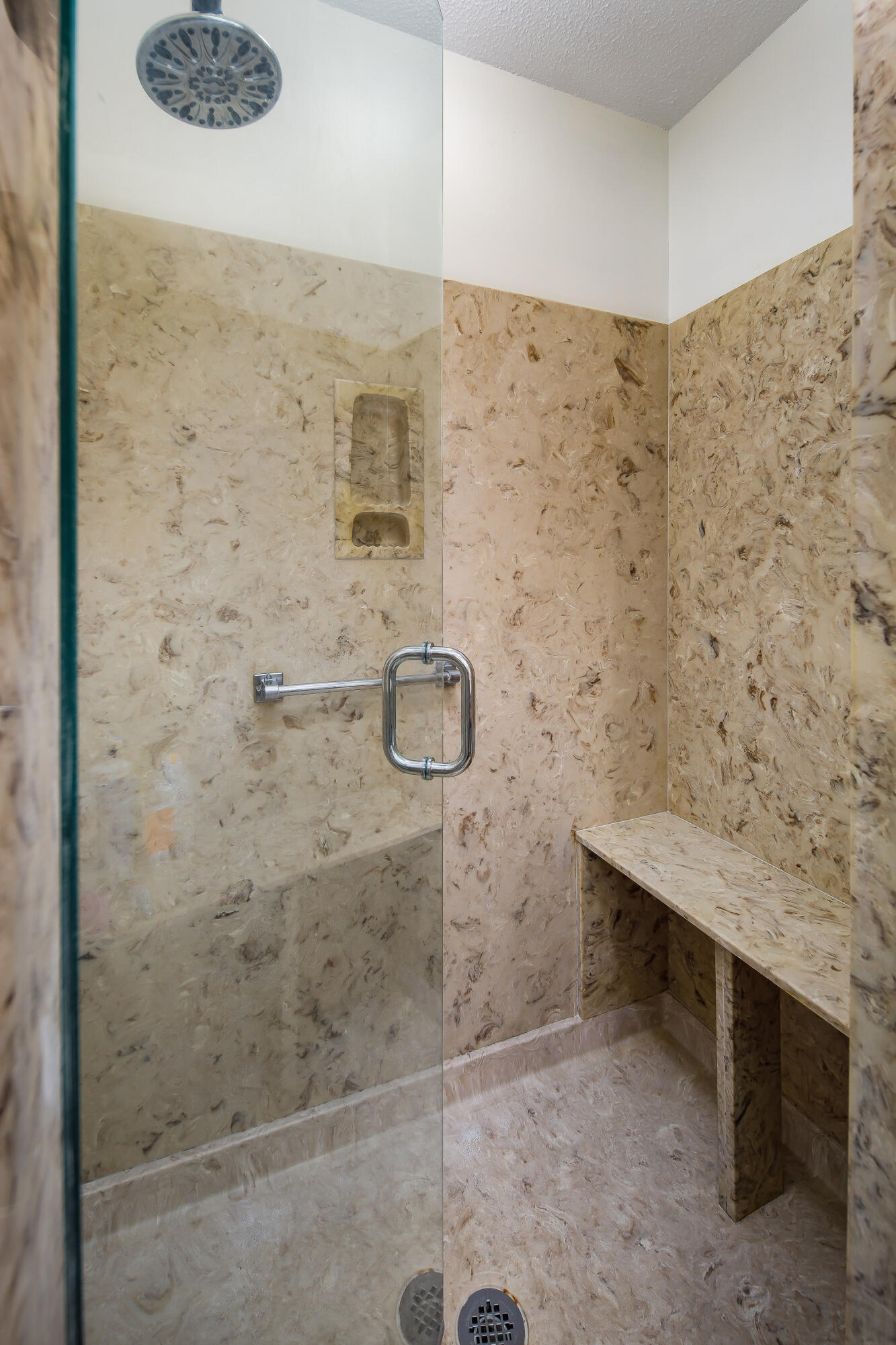 LAKE LORRAINE ESTATES 3 - Residential