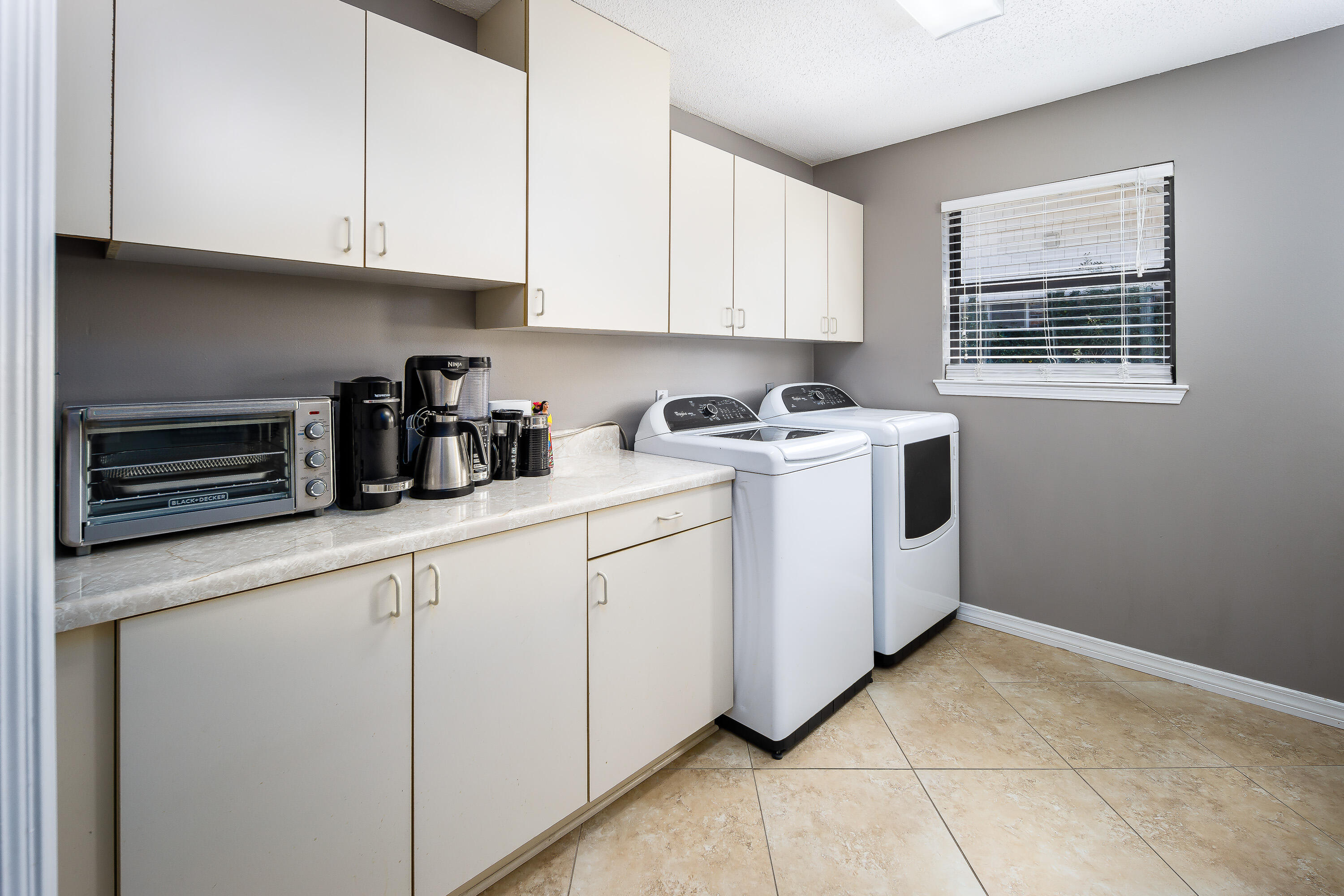 LAKE LORRAINE ESTATES 3 - Residential