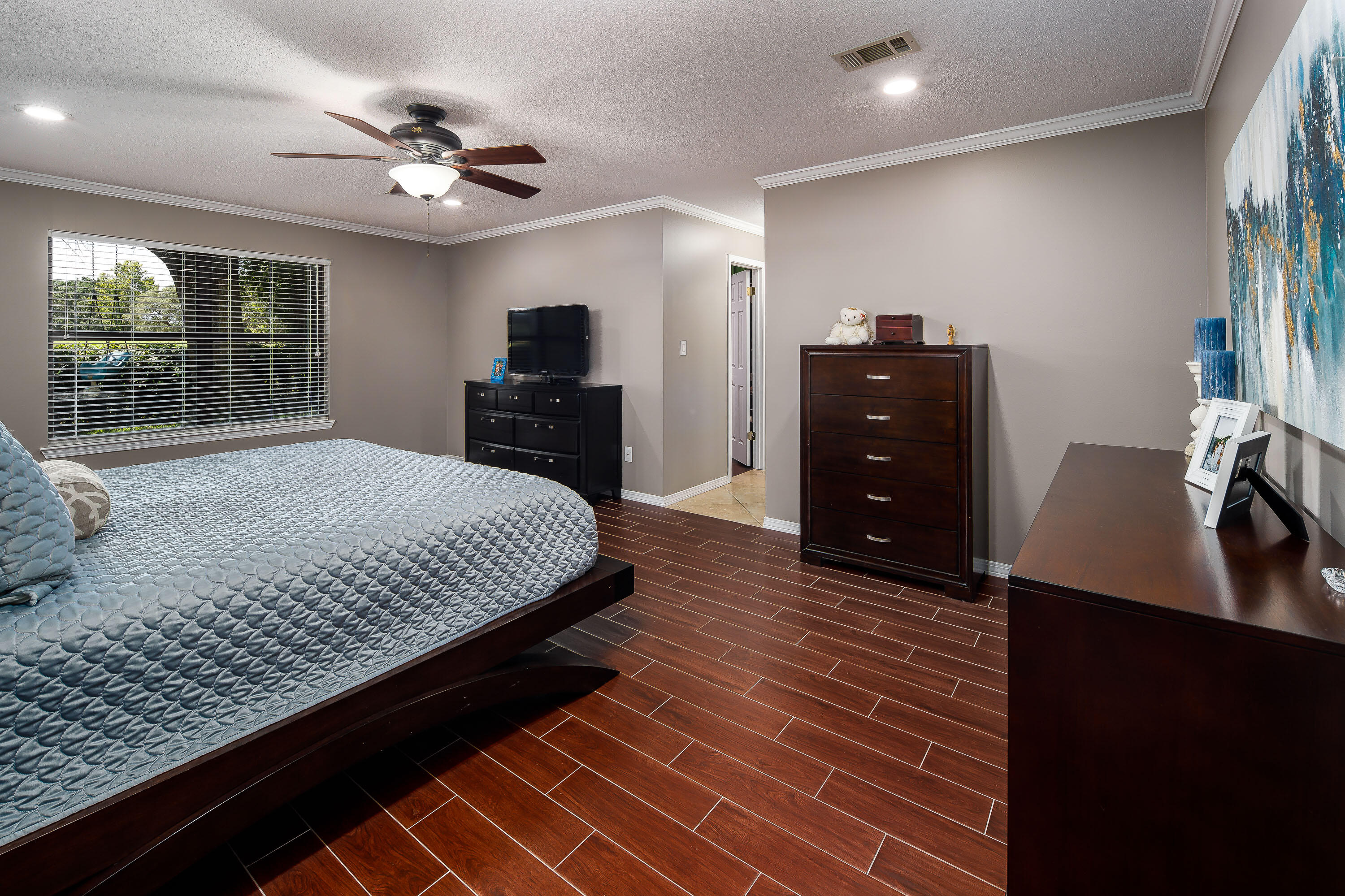 LAKE LORRAINE ESTATES 3 - Residential