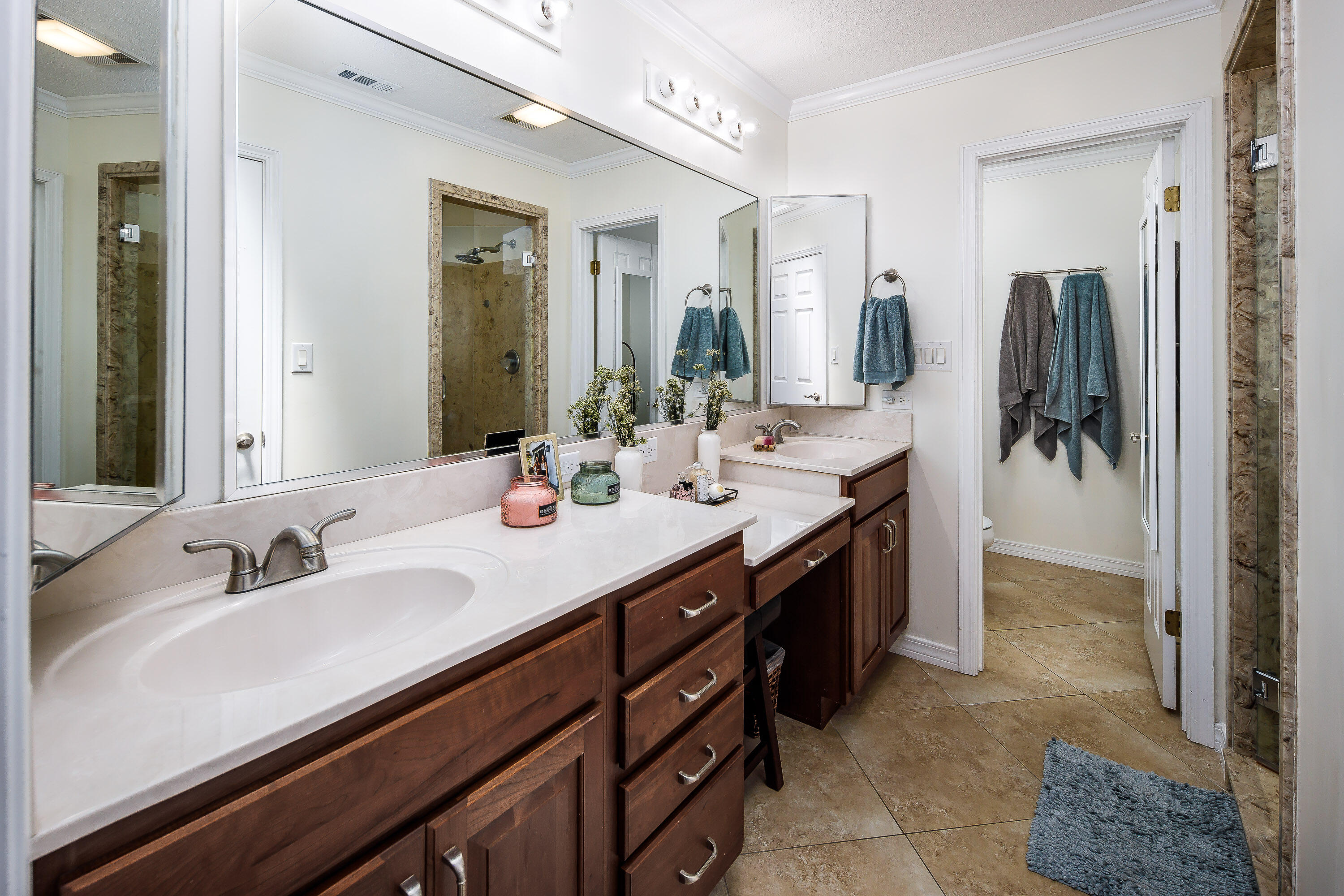 LAKE LORRAINE ESTATES 3 - Residential