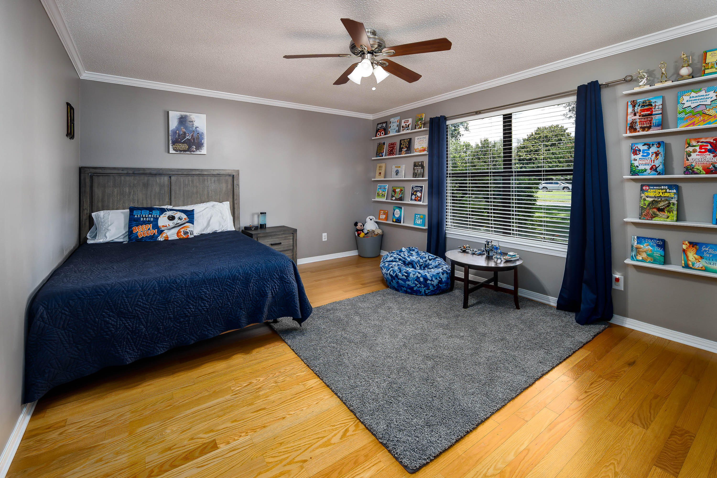 LAKE LORRAINE ESTATES 3 - Residential