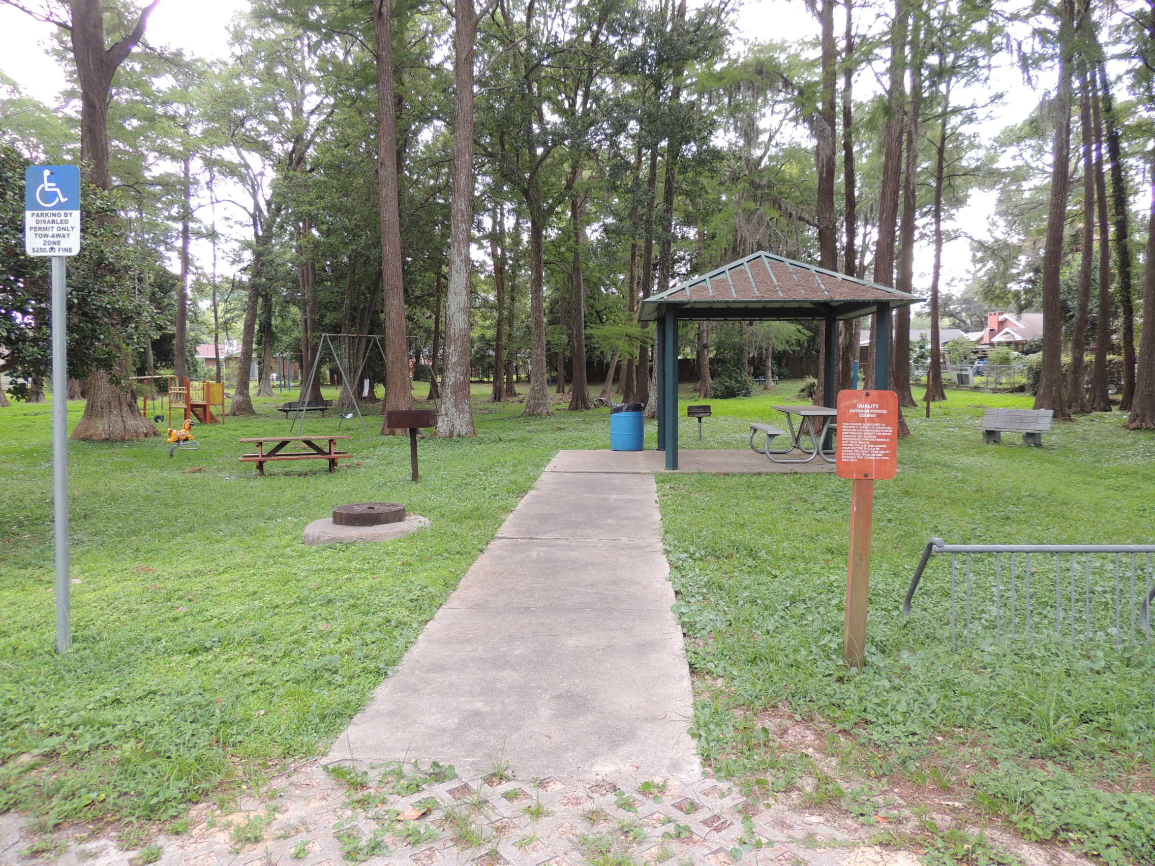 ROSEWOOD - Residential