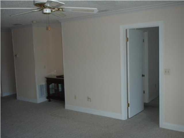 HIDDEN COVE T/H - Residential