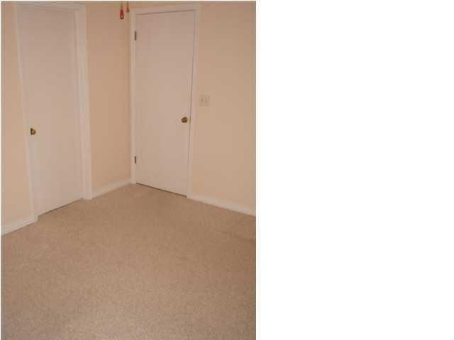 HIDDEN COVE T/H - Residential