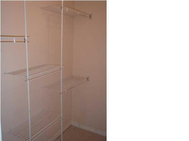 HIDDEN COVE T/H - Residential