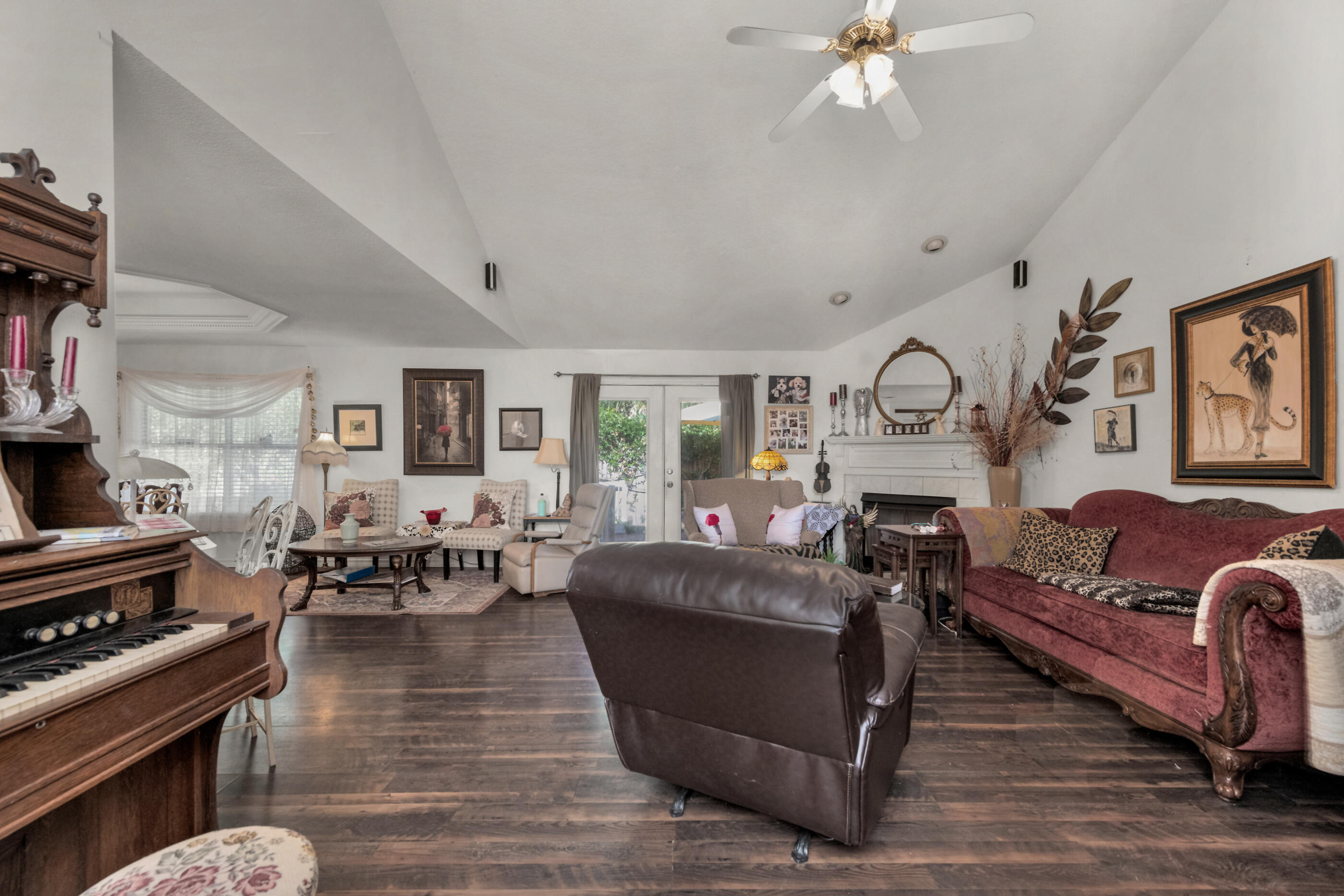 WHITROCK VILLAGE S/D - Residential