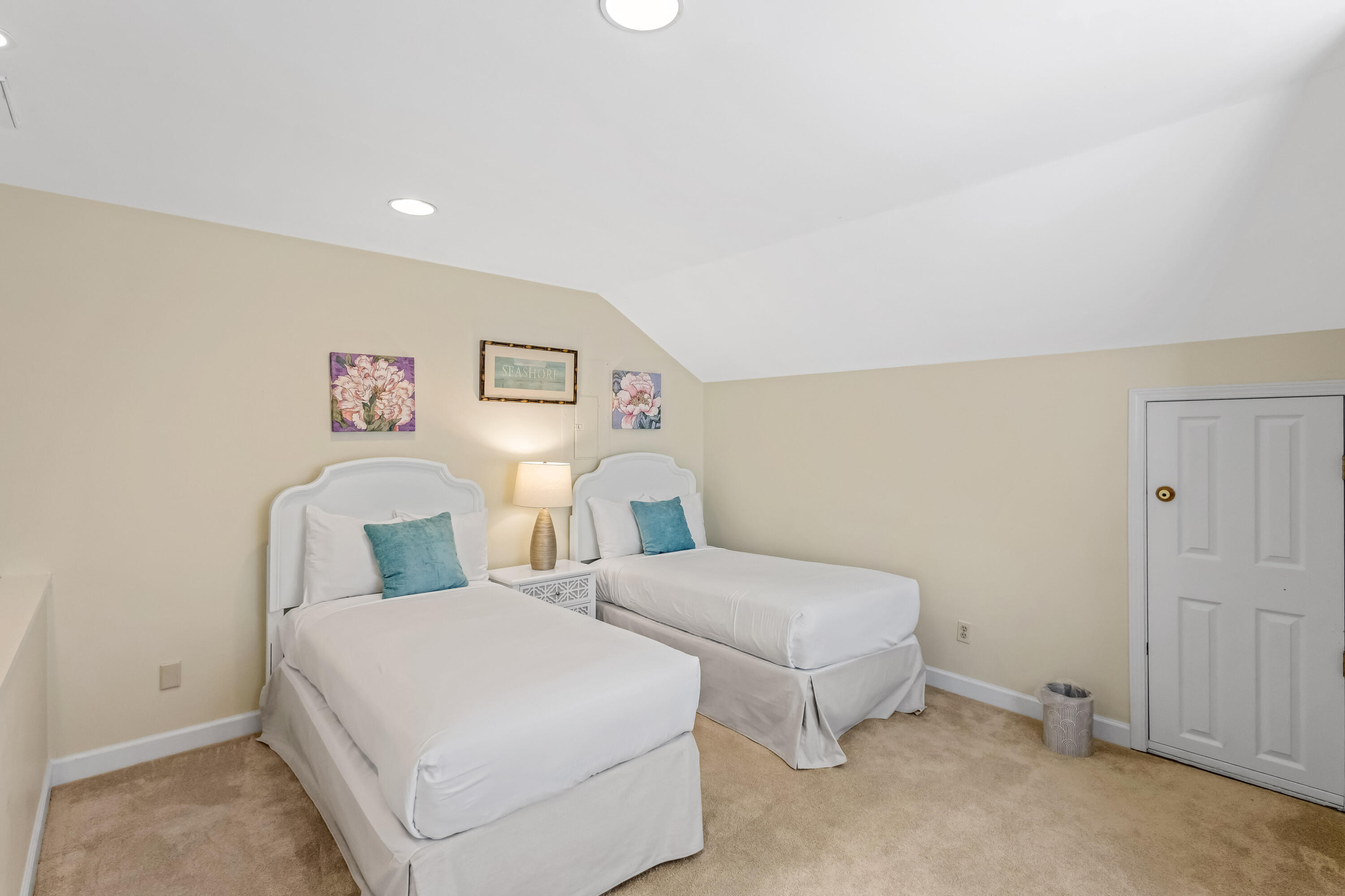 BEACHWALK VILLAS PH 05 - Residential