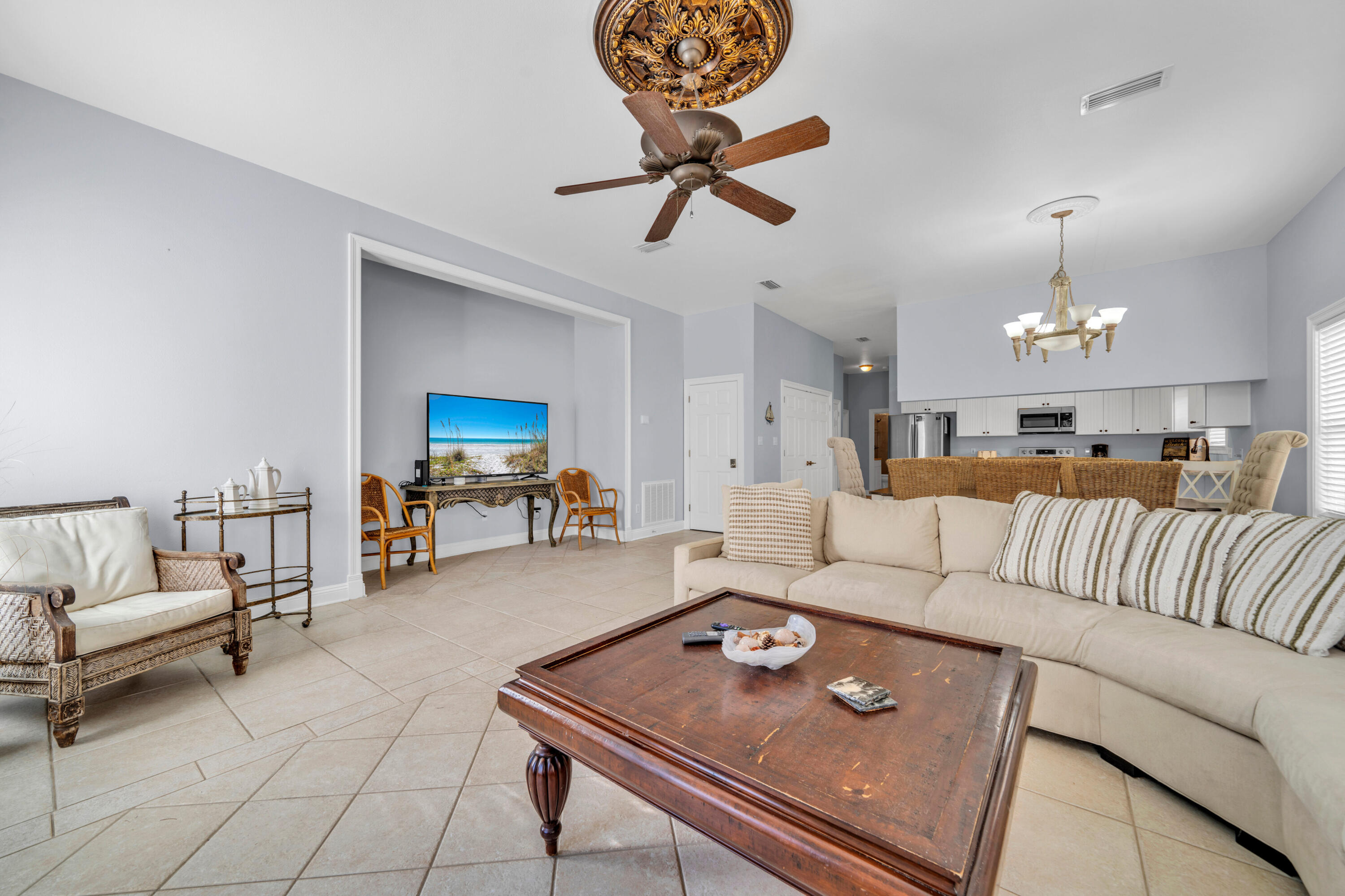 MARAVILLA SHORES - Residential