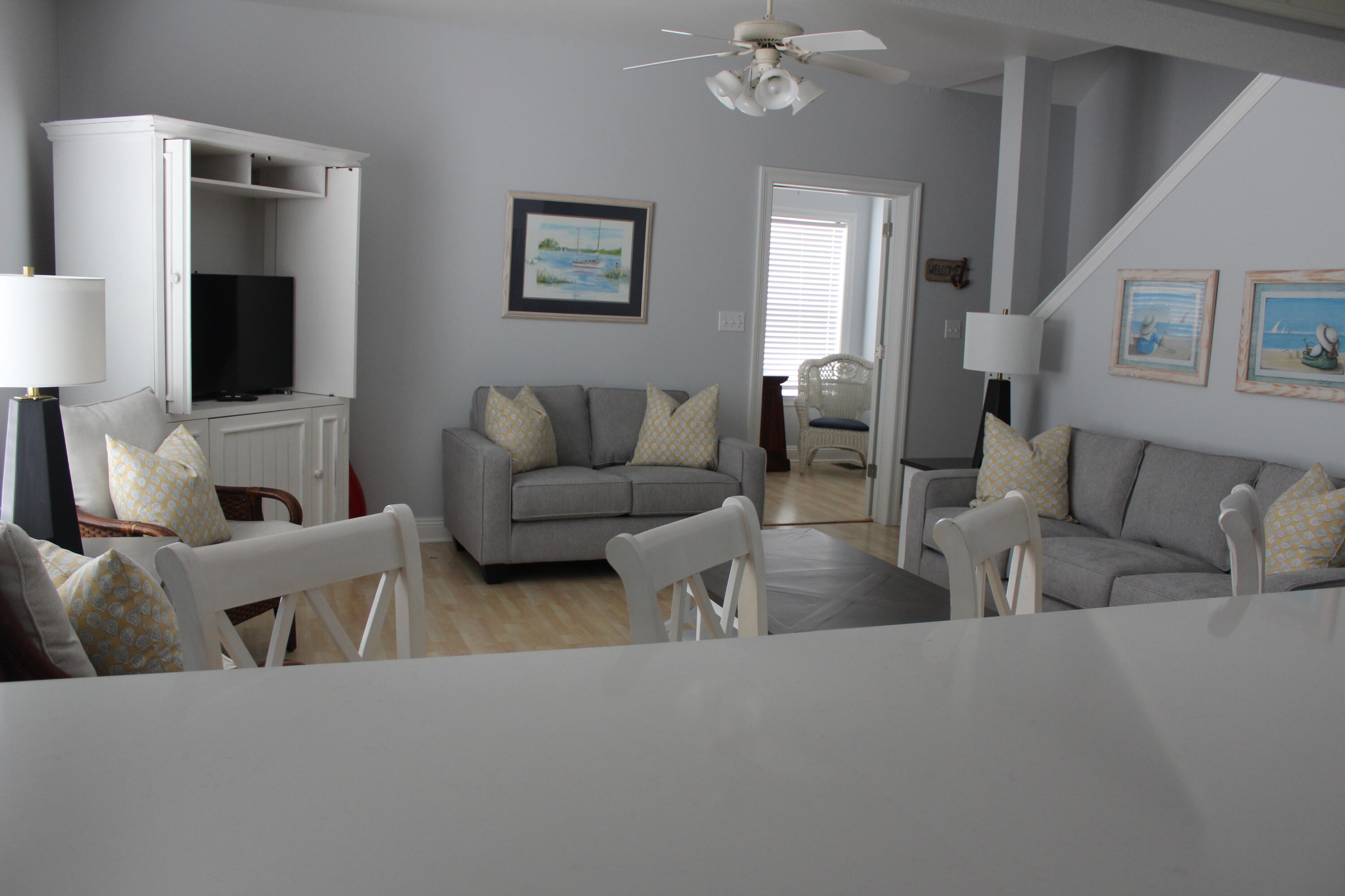 MARAVILLA SHORES - Residential