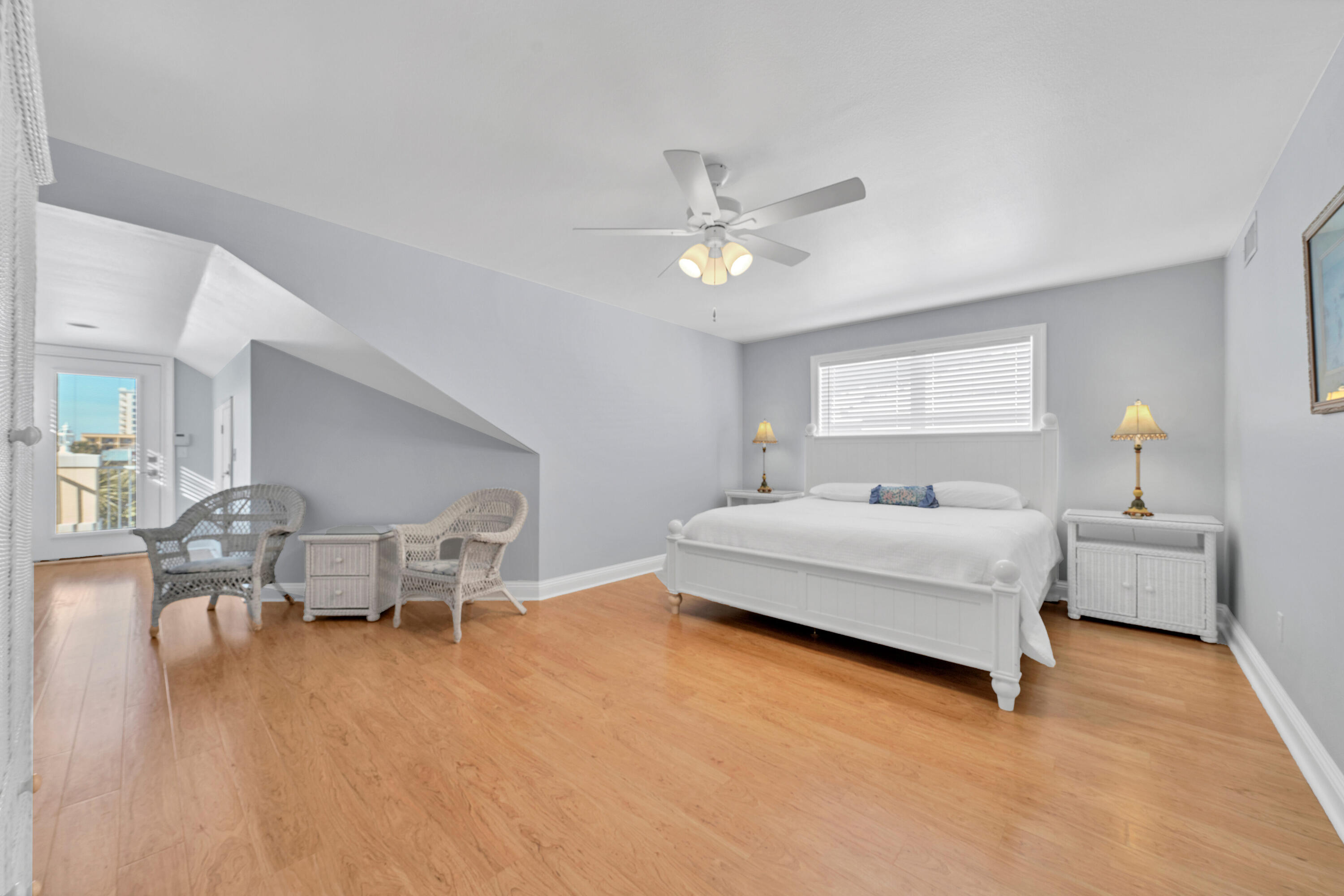 MARAVILLA SHORES - Residential