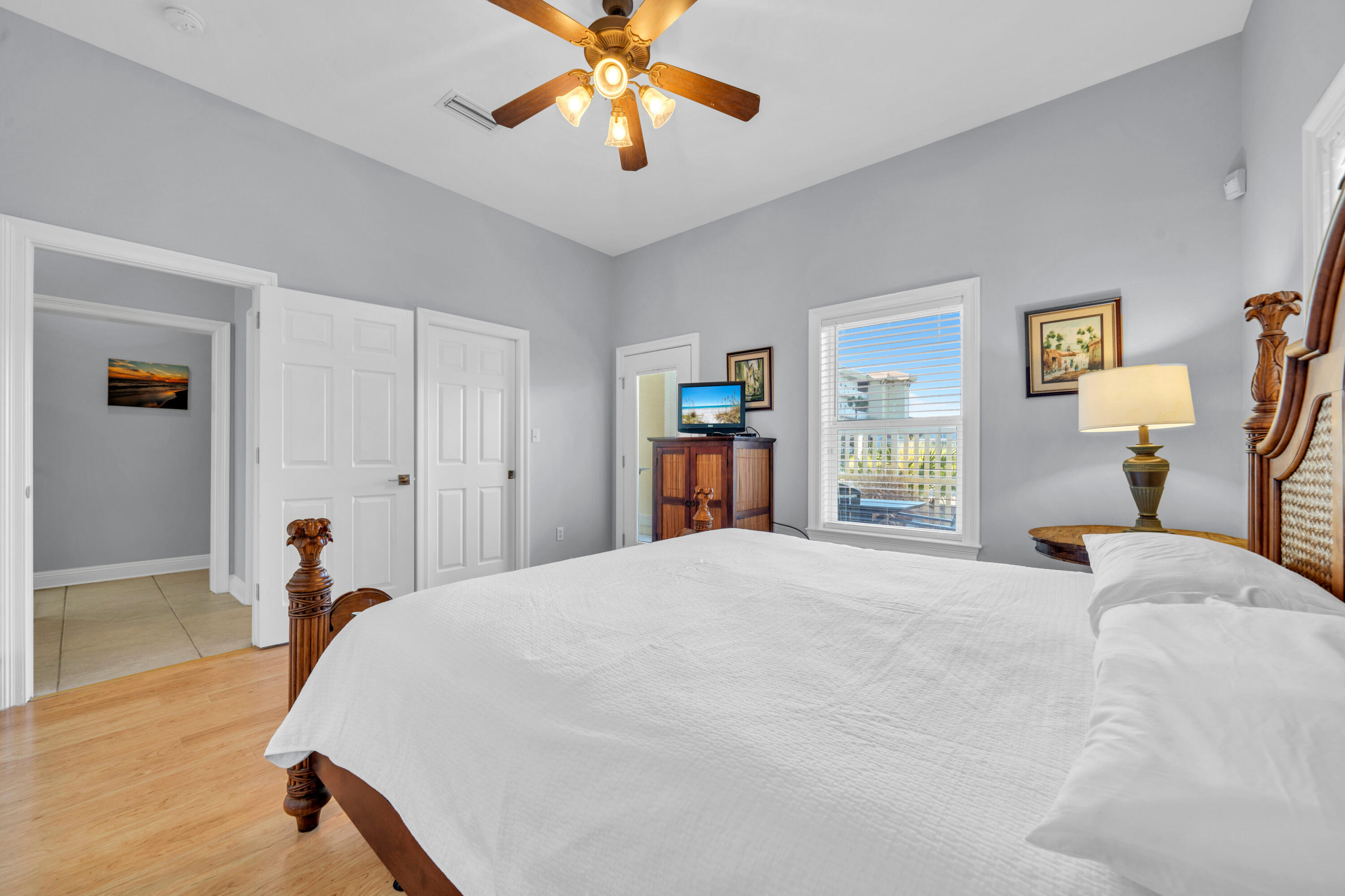MARAVILLA SHORES - Residential