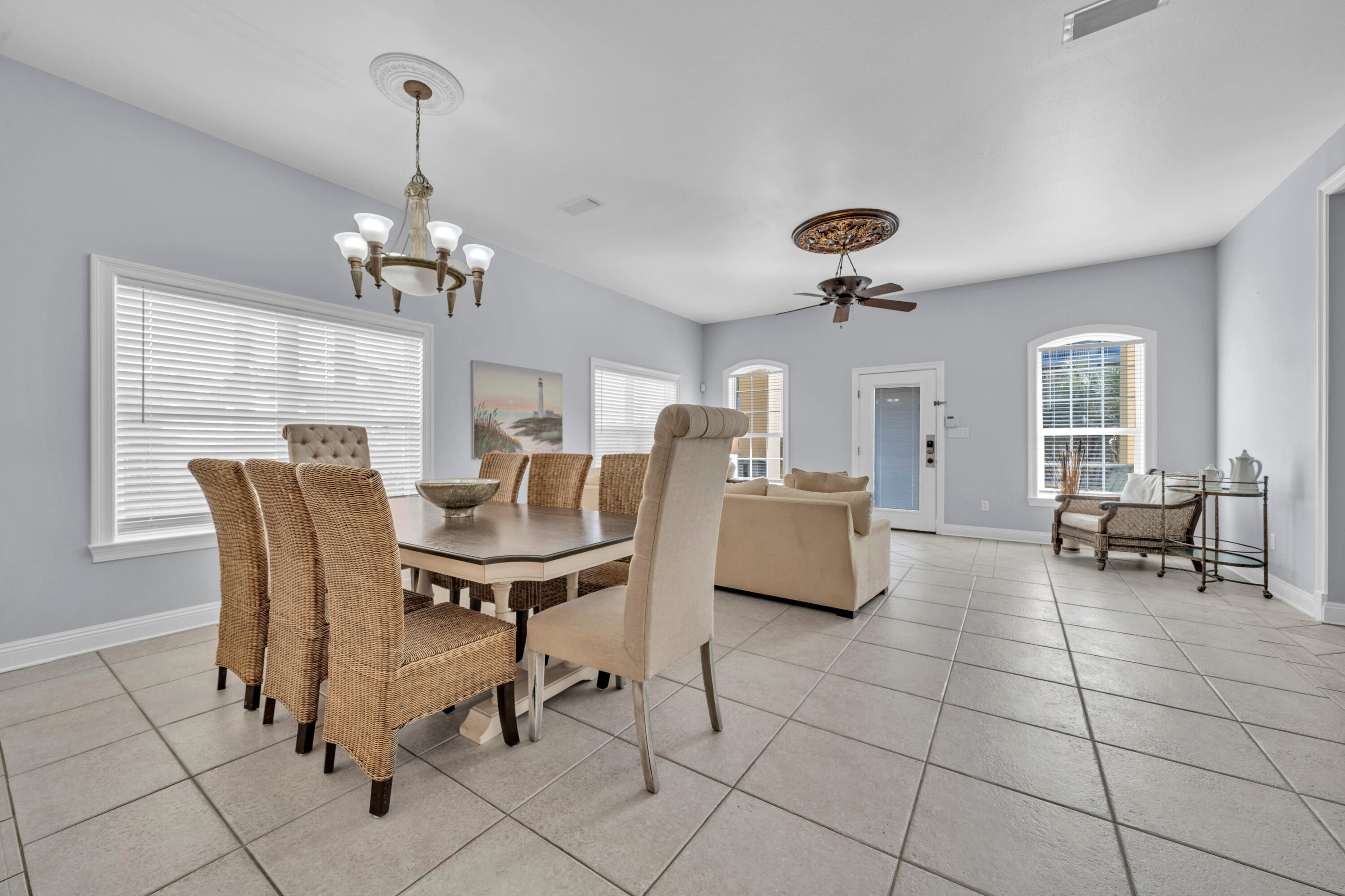 MARAVILLA SHORES - Residential