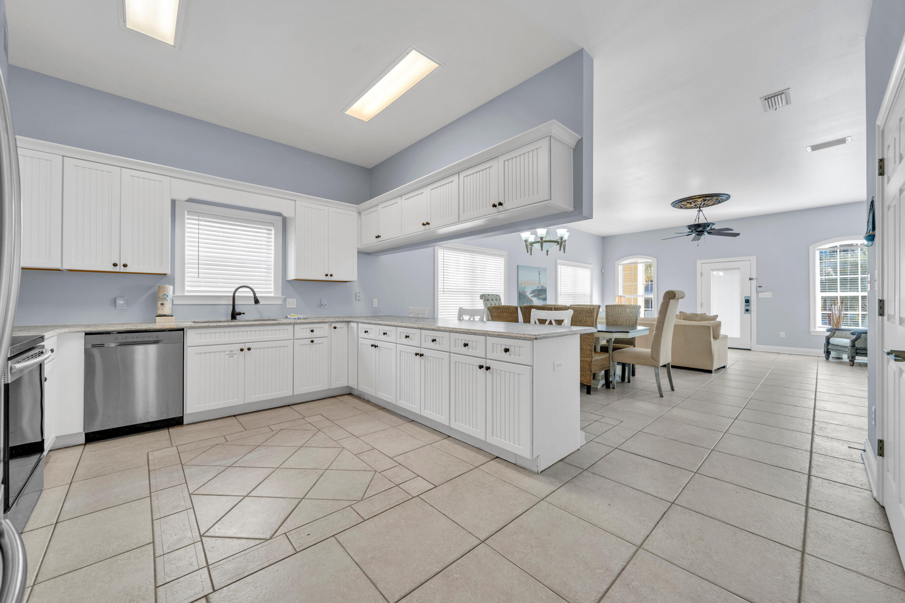 MARAVILLA SHORES - Residential